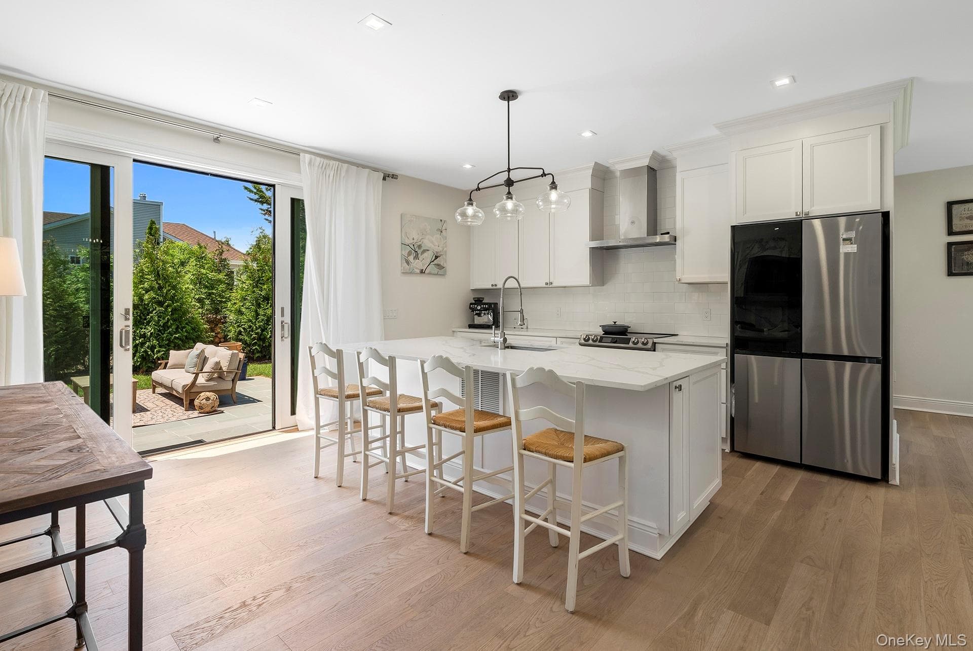 166 Greenwich Street thumbnail 26