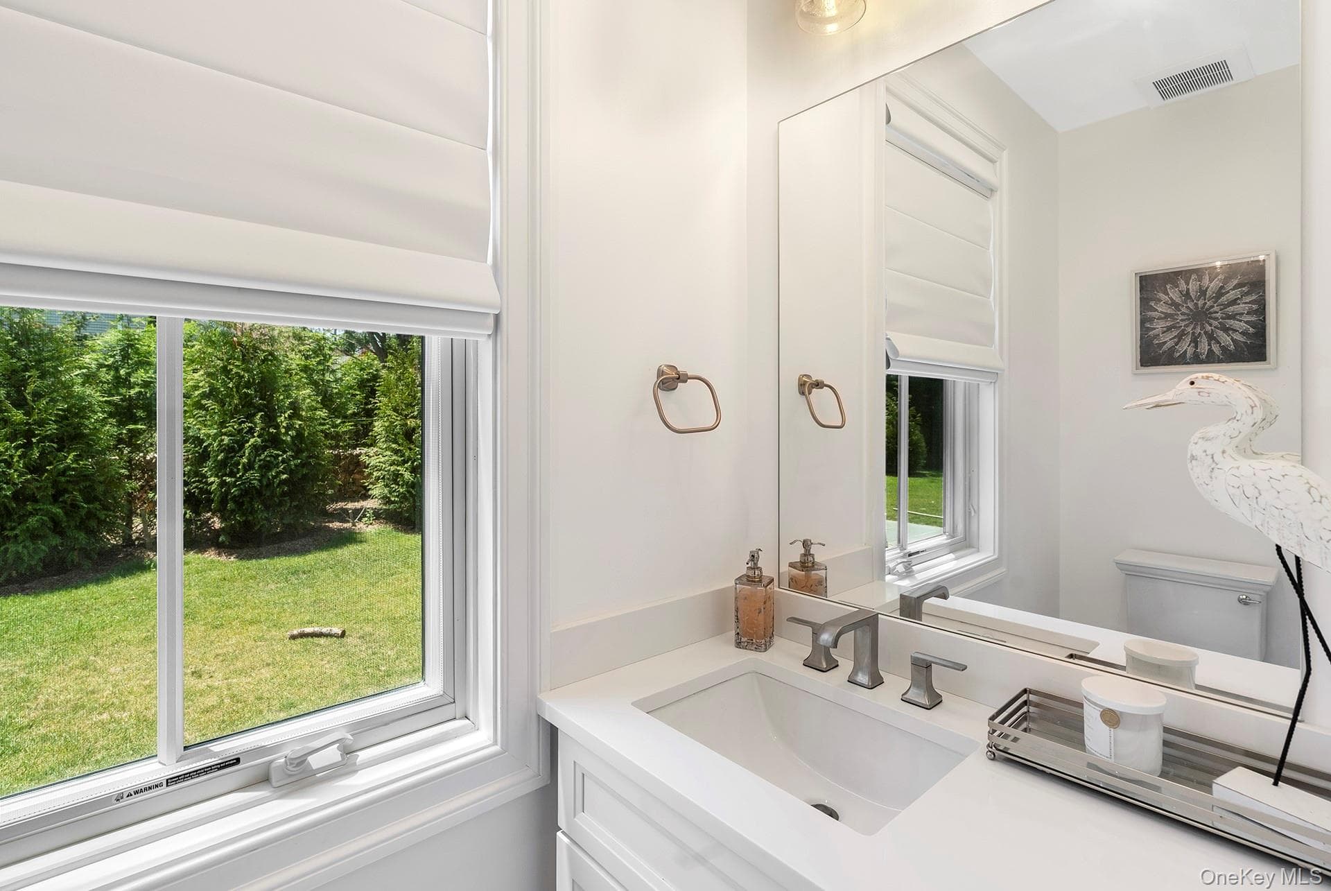 166 Greenwich Street thumbnail 27