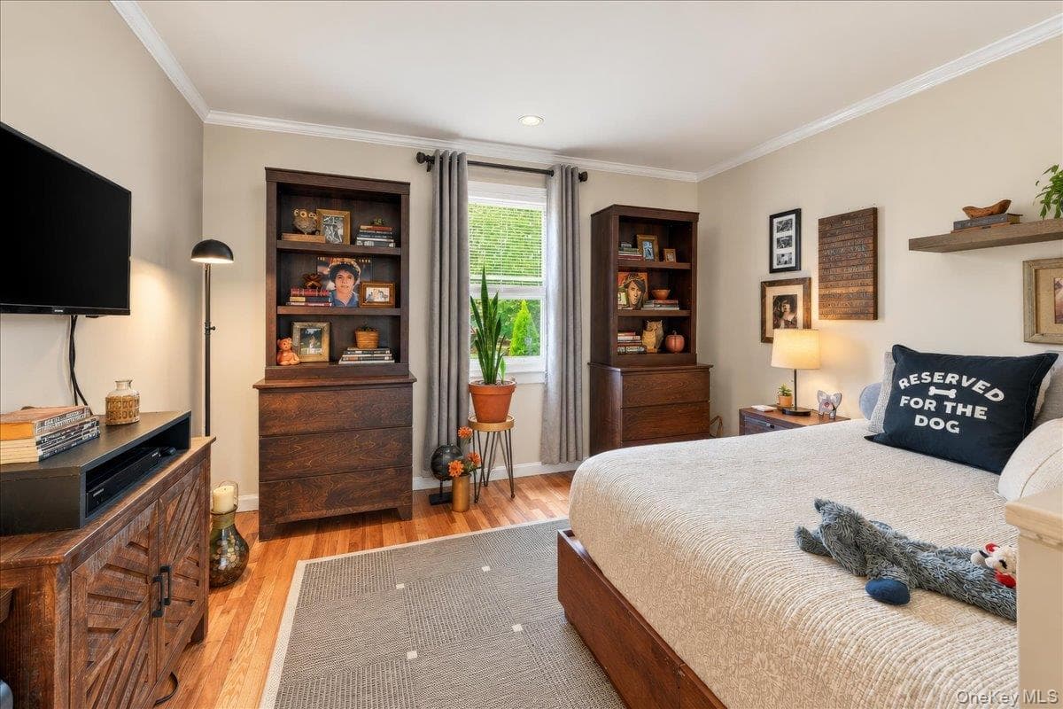 2653 Harding Avenue thumbnail 9