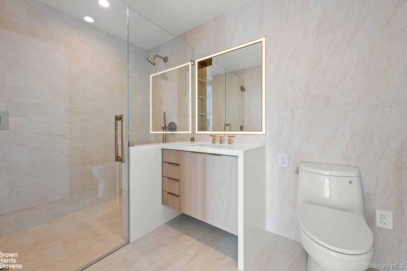 3 Court Square Unit: 3908 thumbnail 7