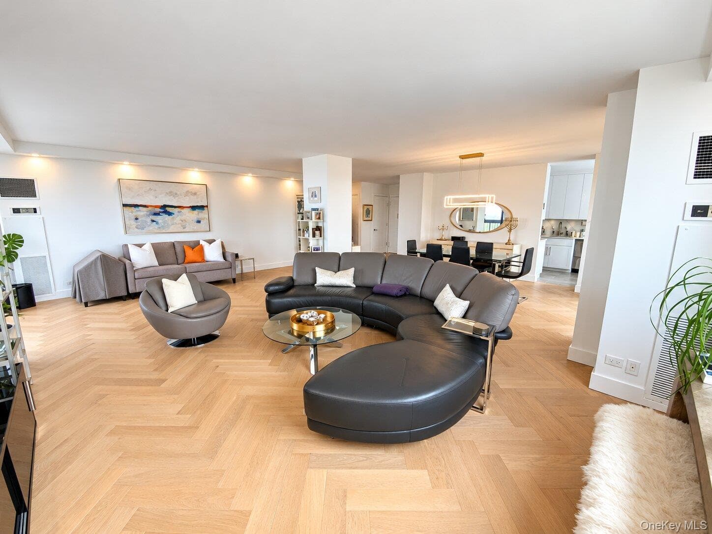 27110 Grand Central Parkway Unit: 31N thumbnail 6