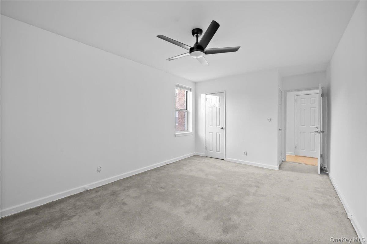 485 Bronx River Road Unit: A23 thumbnail 8
