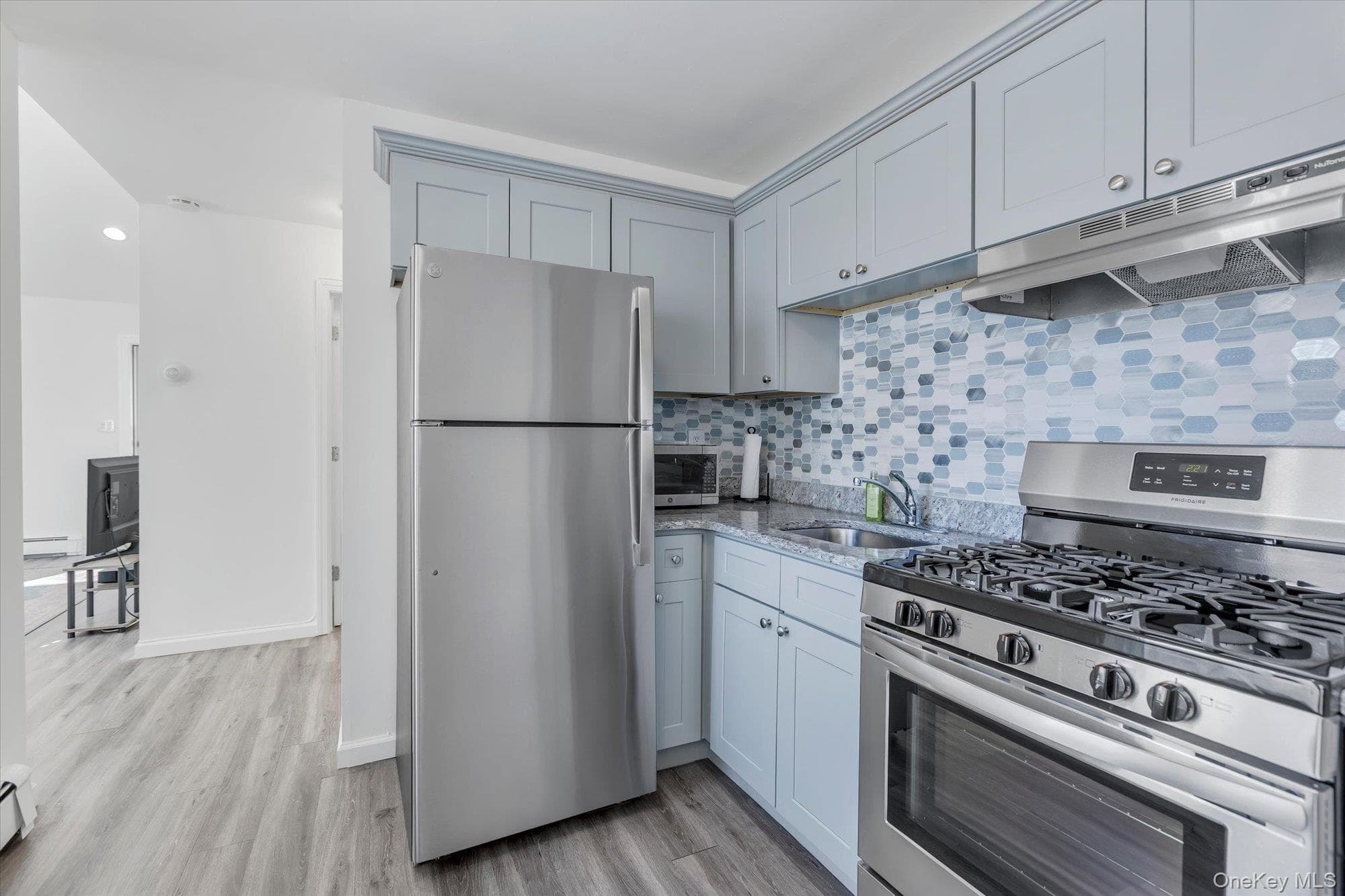 200 Lowndes Avenue Unit: D thumbnail 13