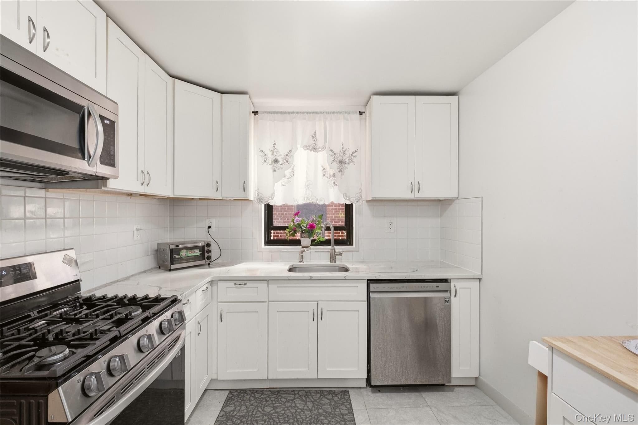 1165 E 54th Street Unit: 4G thumbnail 9