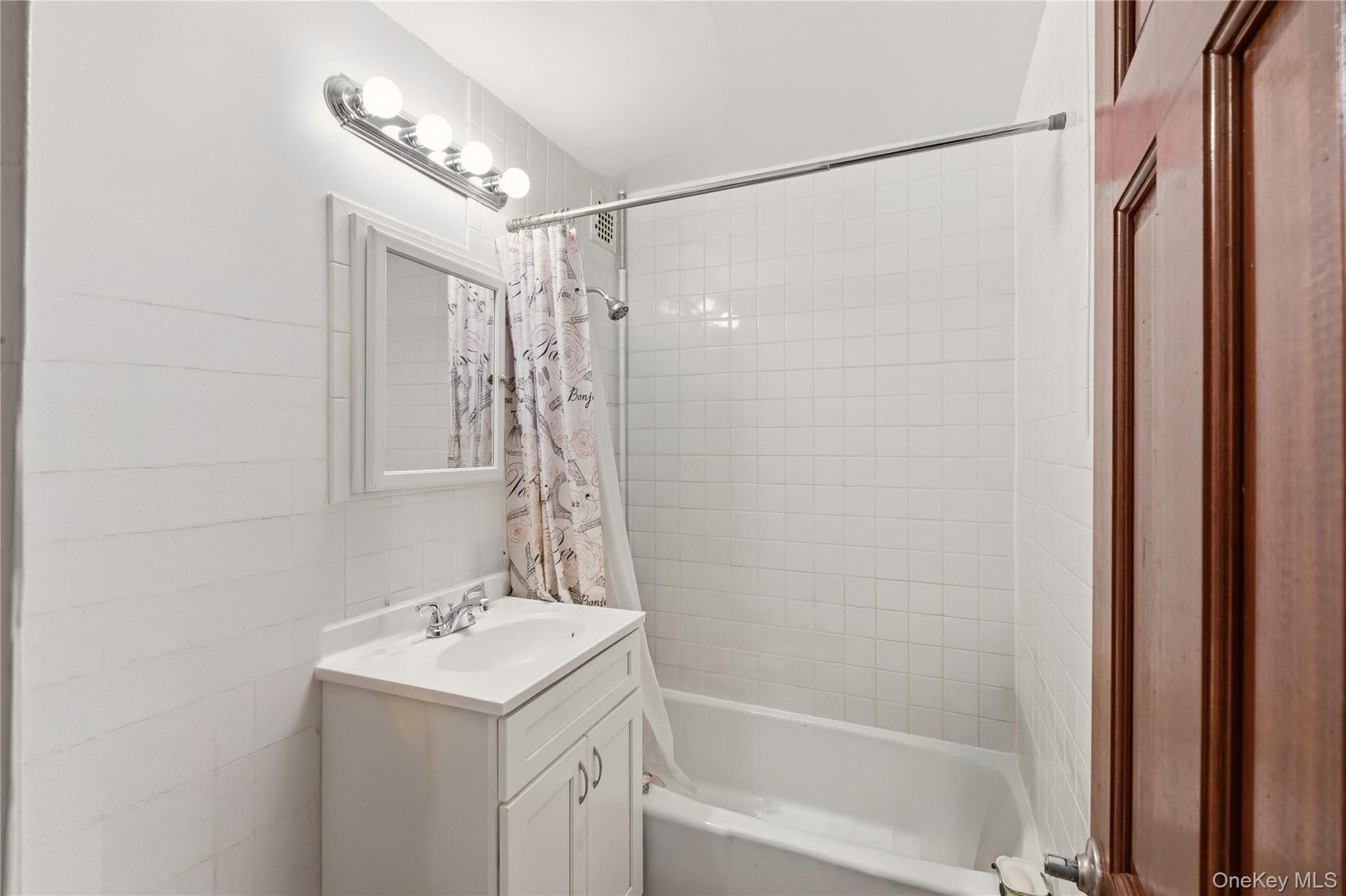 1165 E 54th Street Unit: 4G thumbnail 10