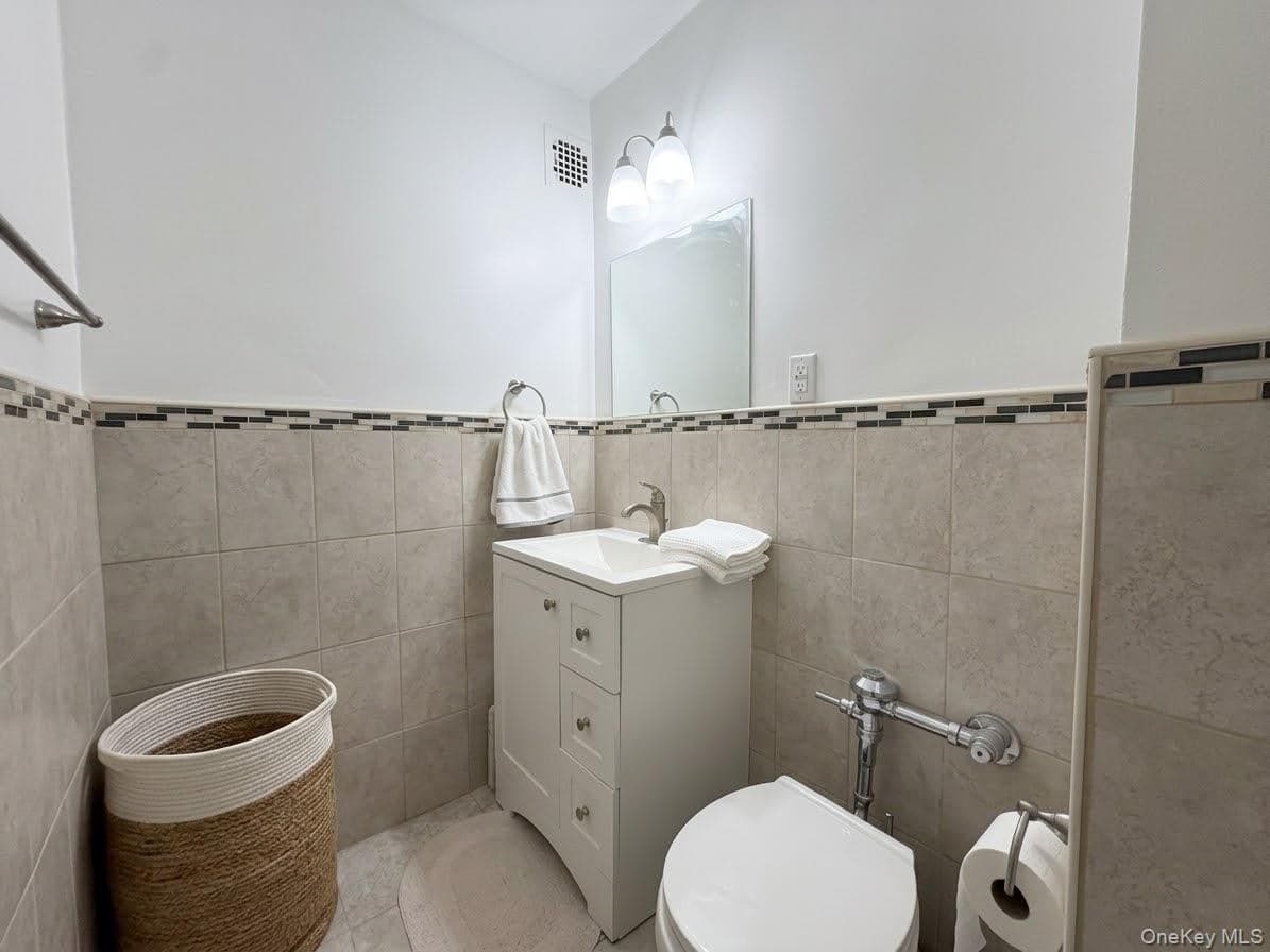 9430 60th Avenue Unit: 5D thumbnail 10
