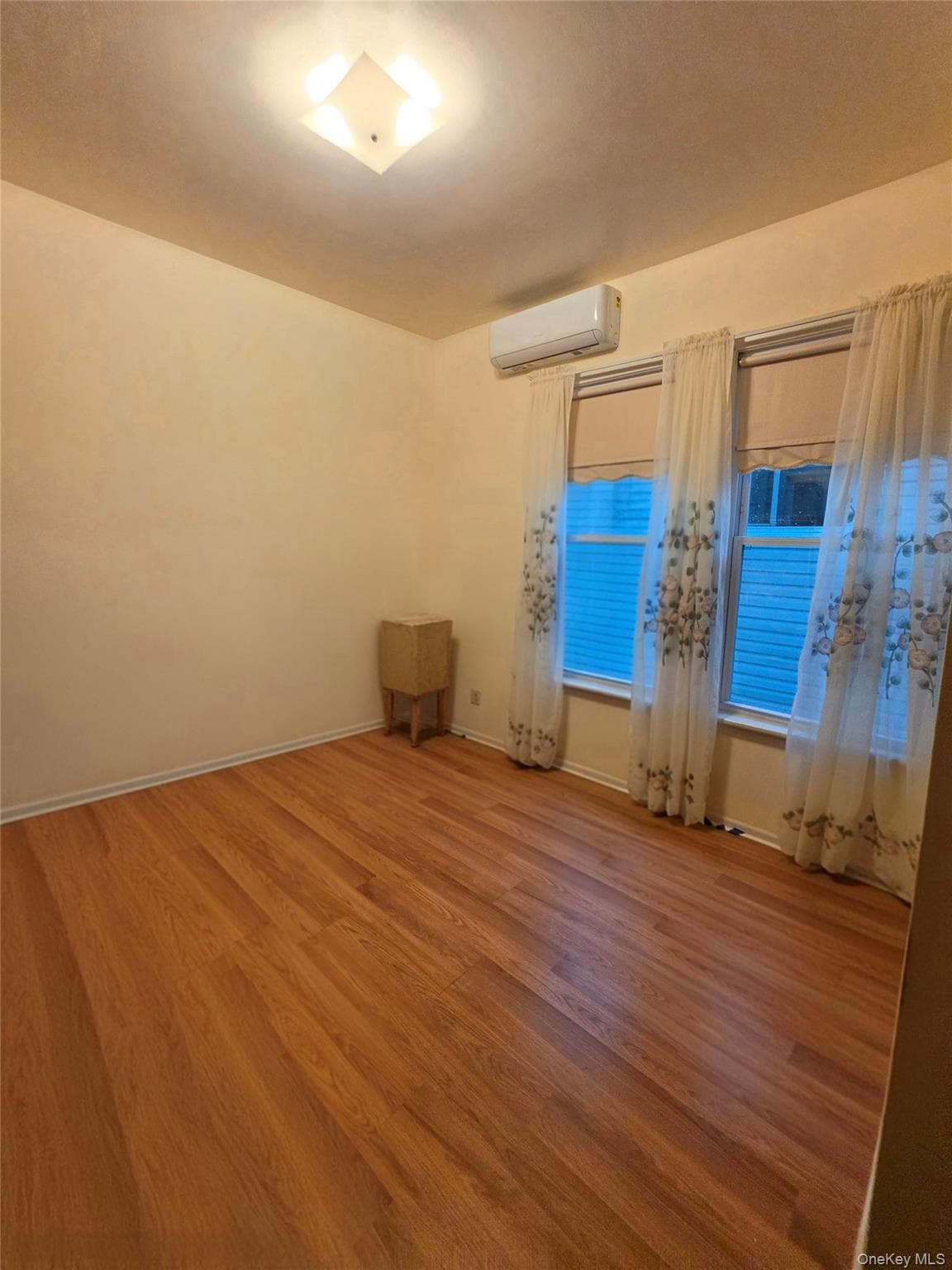 158-13 102nd Street thumbnail 14