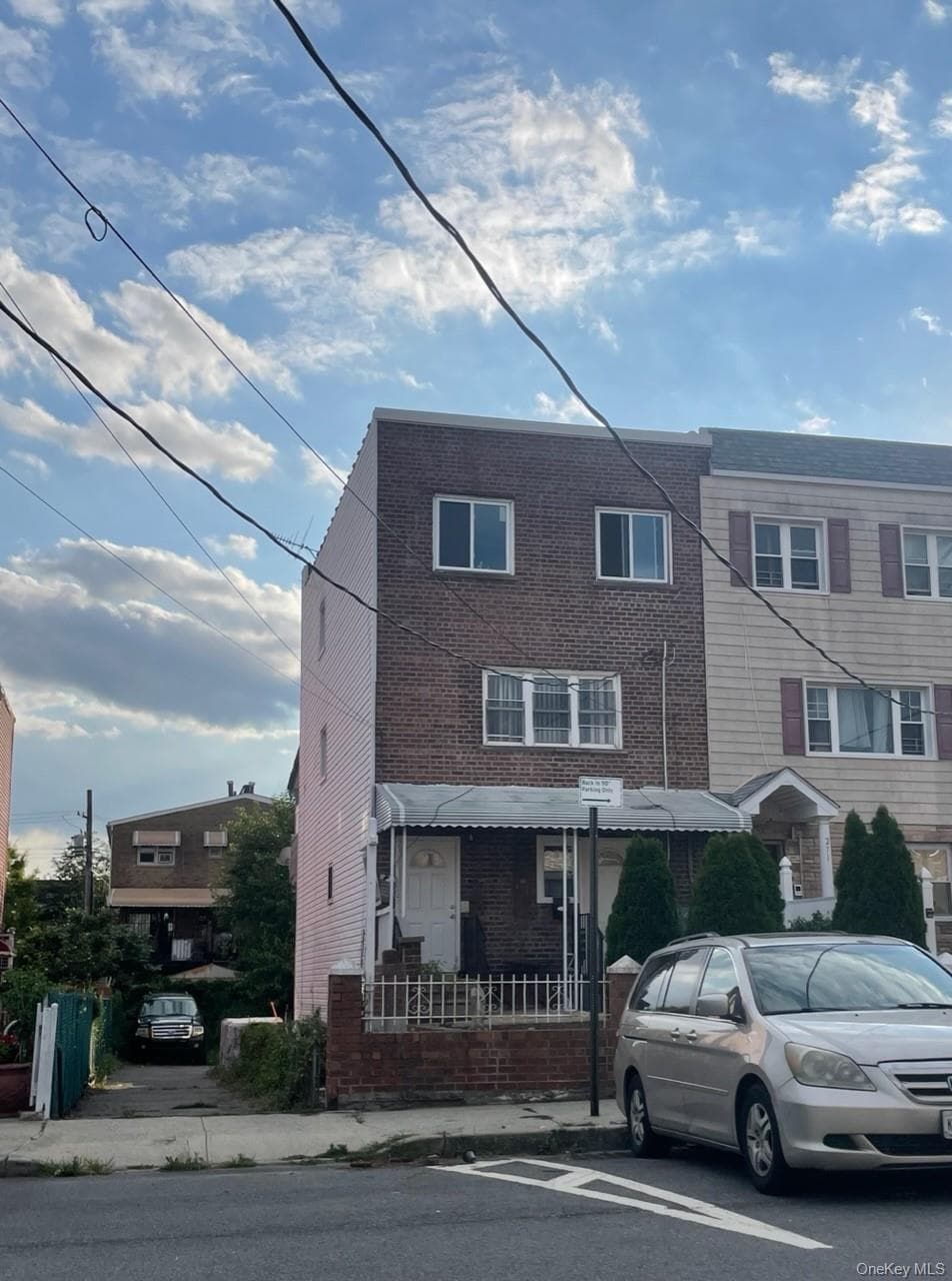 269 Balcom Avenue thumbnail 2