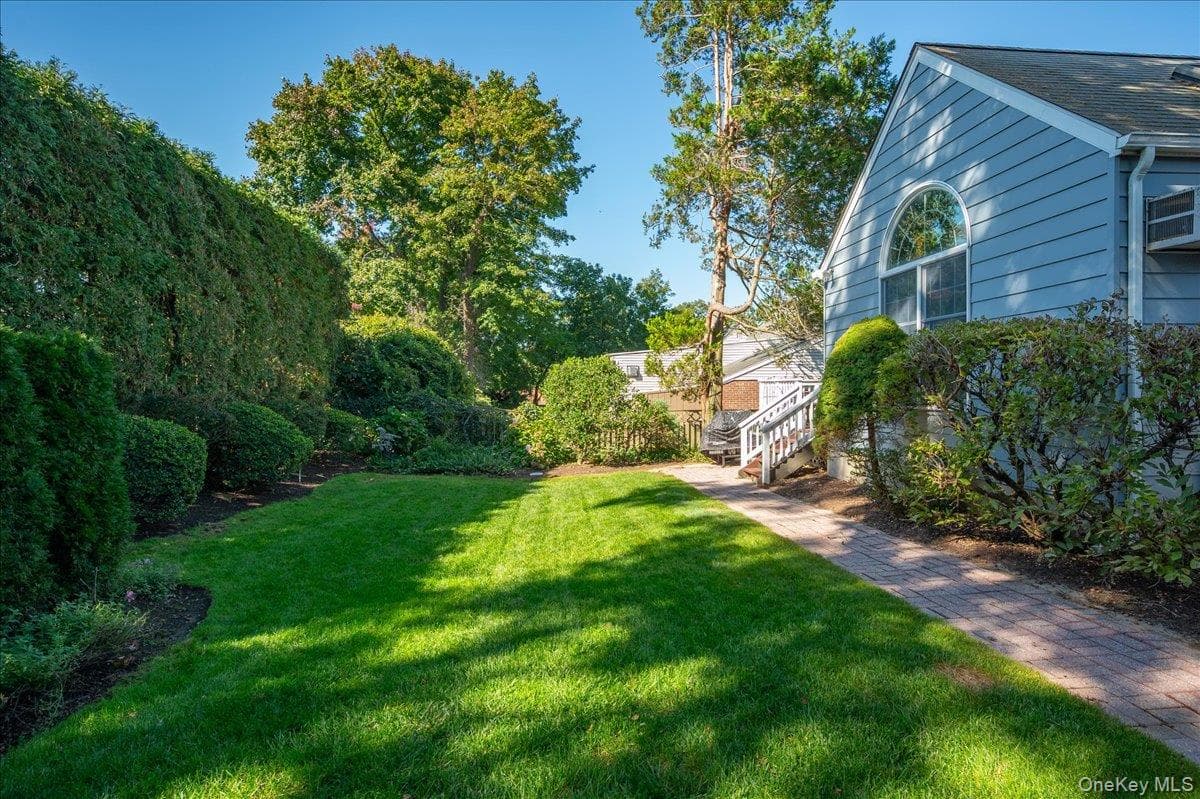 18 Maywood Avenue thumbnail 25
