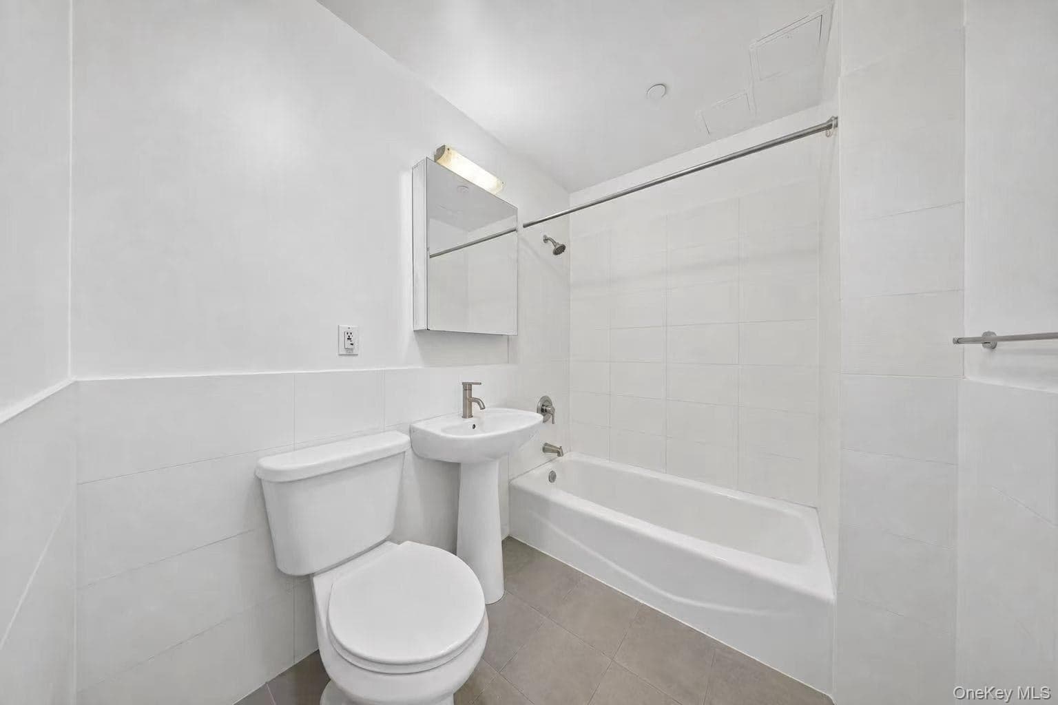 71-28 163rd Street Unit: 2A thumbnail 7