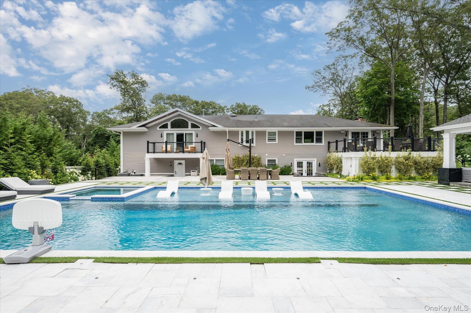 22 Beaumont Drive thumbnail 37