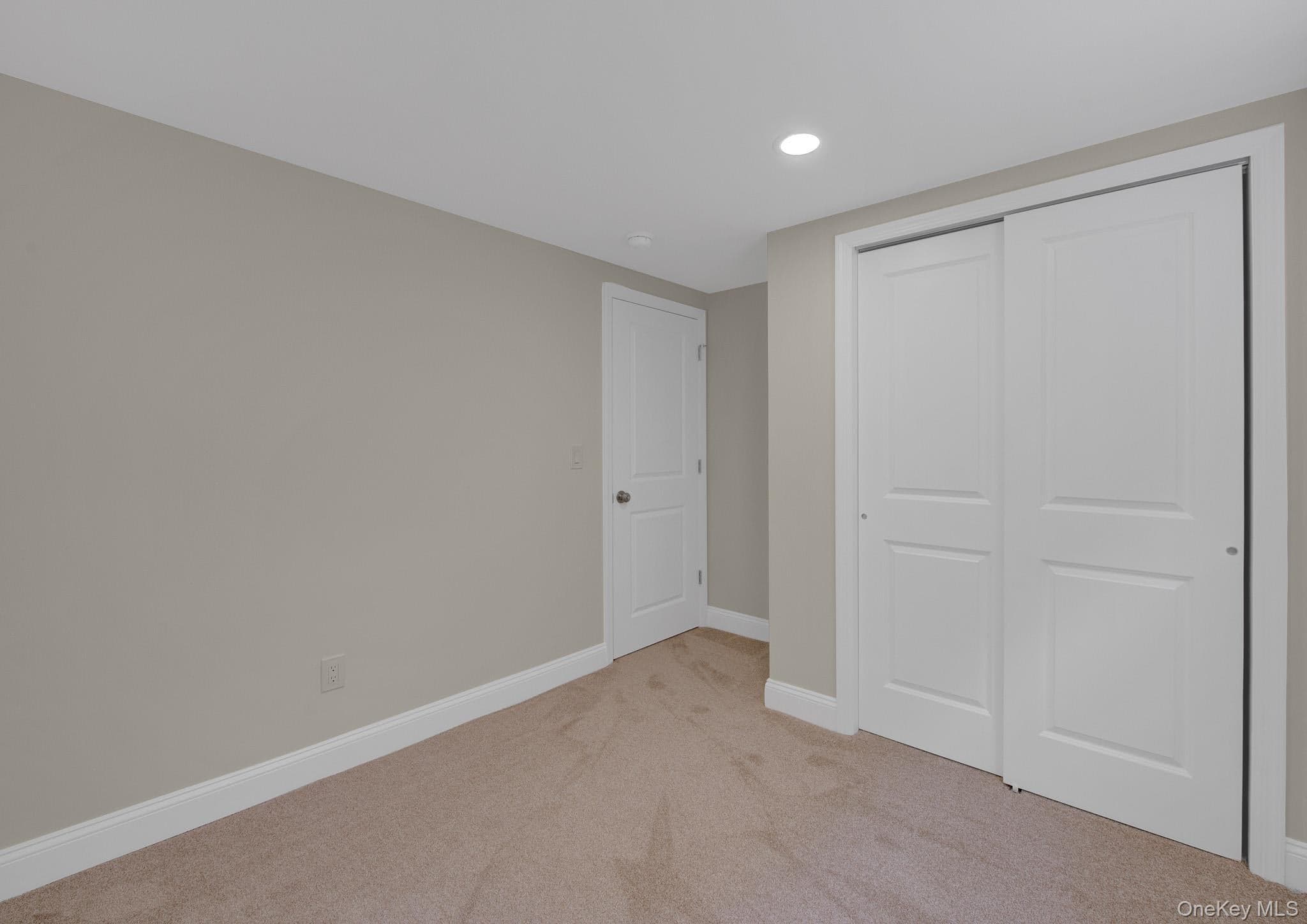 11 Parkwood Road thumbnail 16