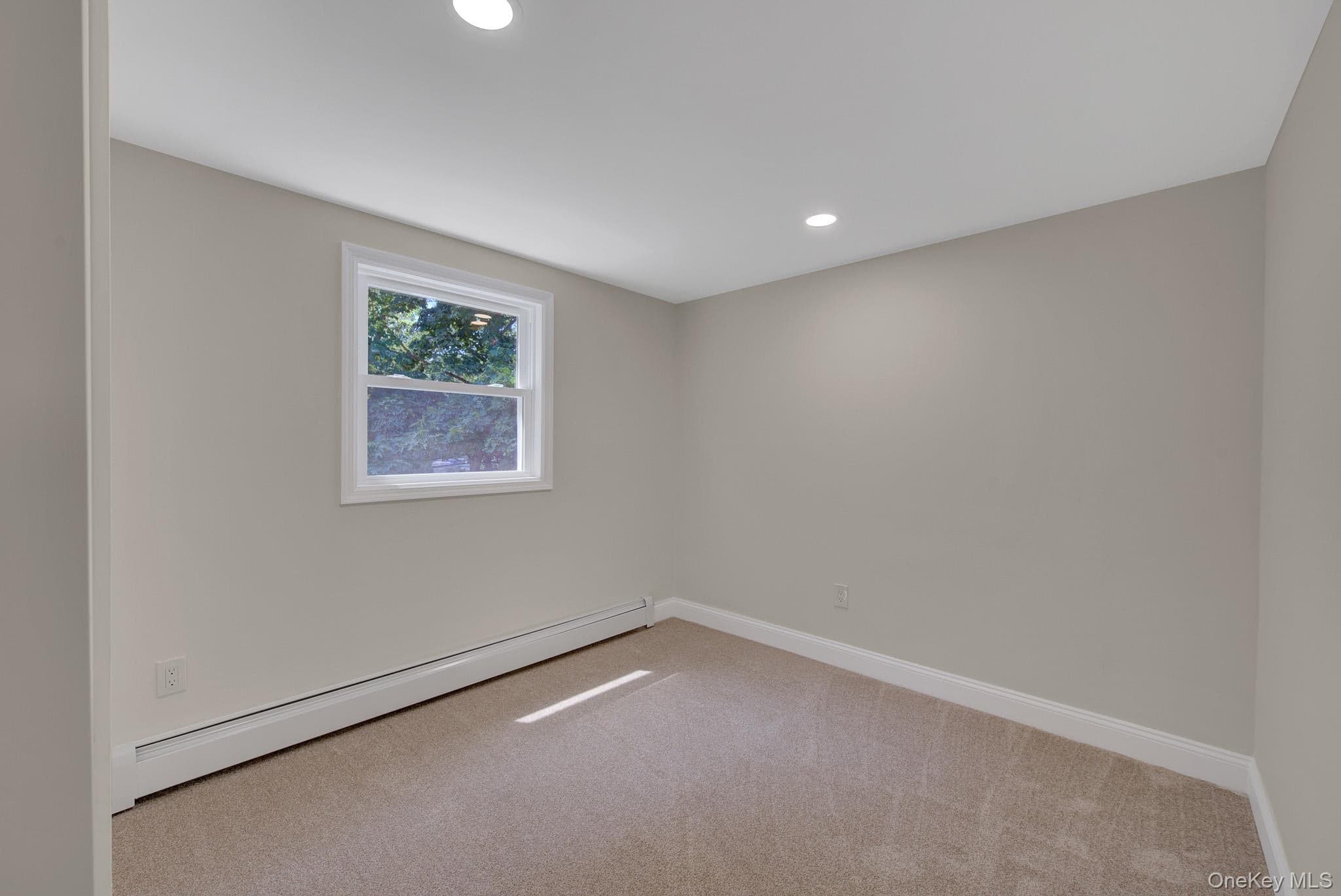 11 Parkwood Road thumbnail 14