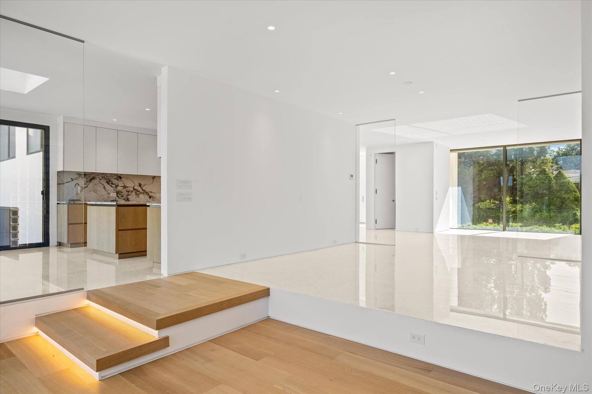 1 Foxwood Road thumbnail 14