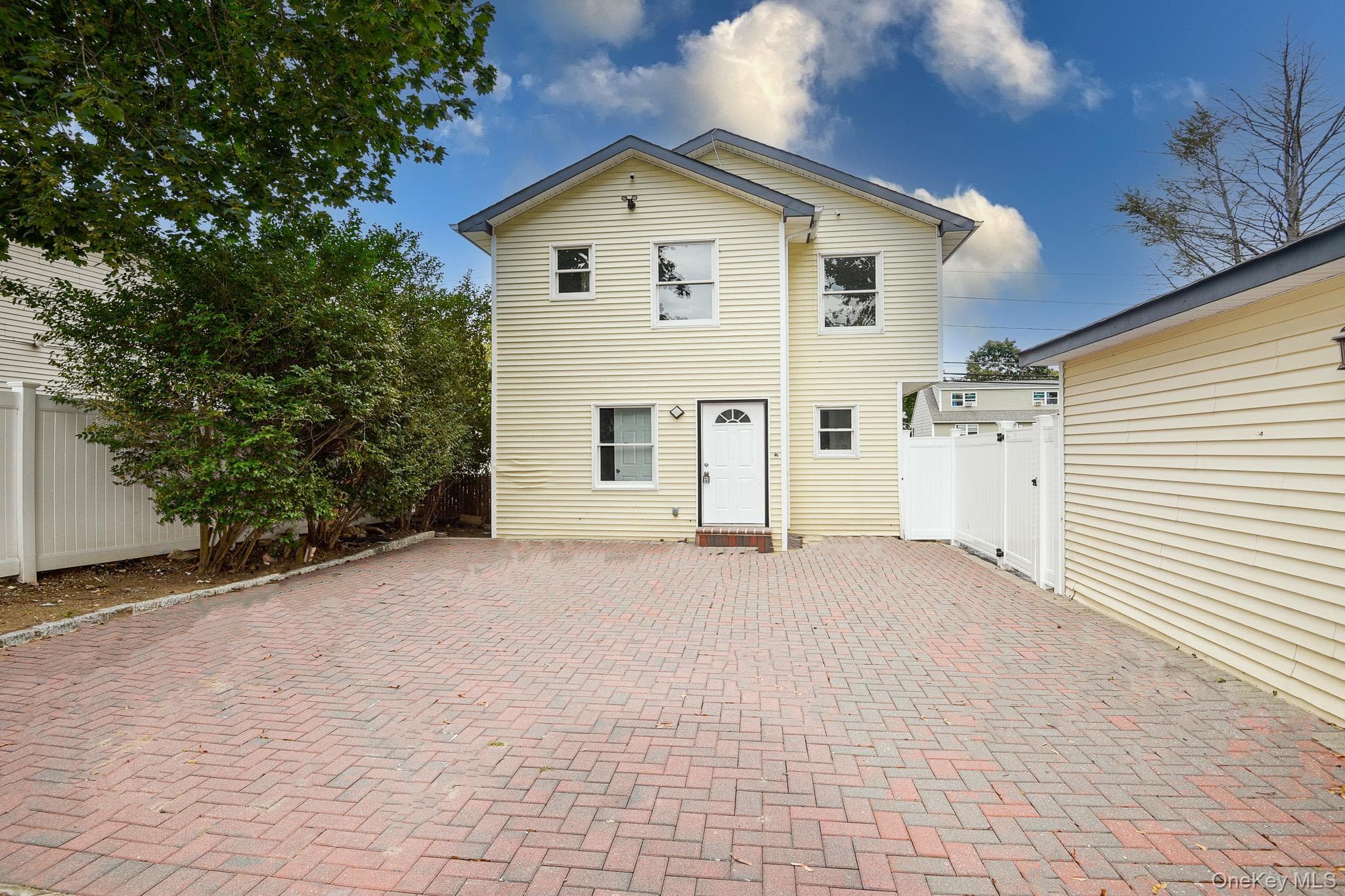 95 E Pulaski Road thumbnail 41