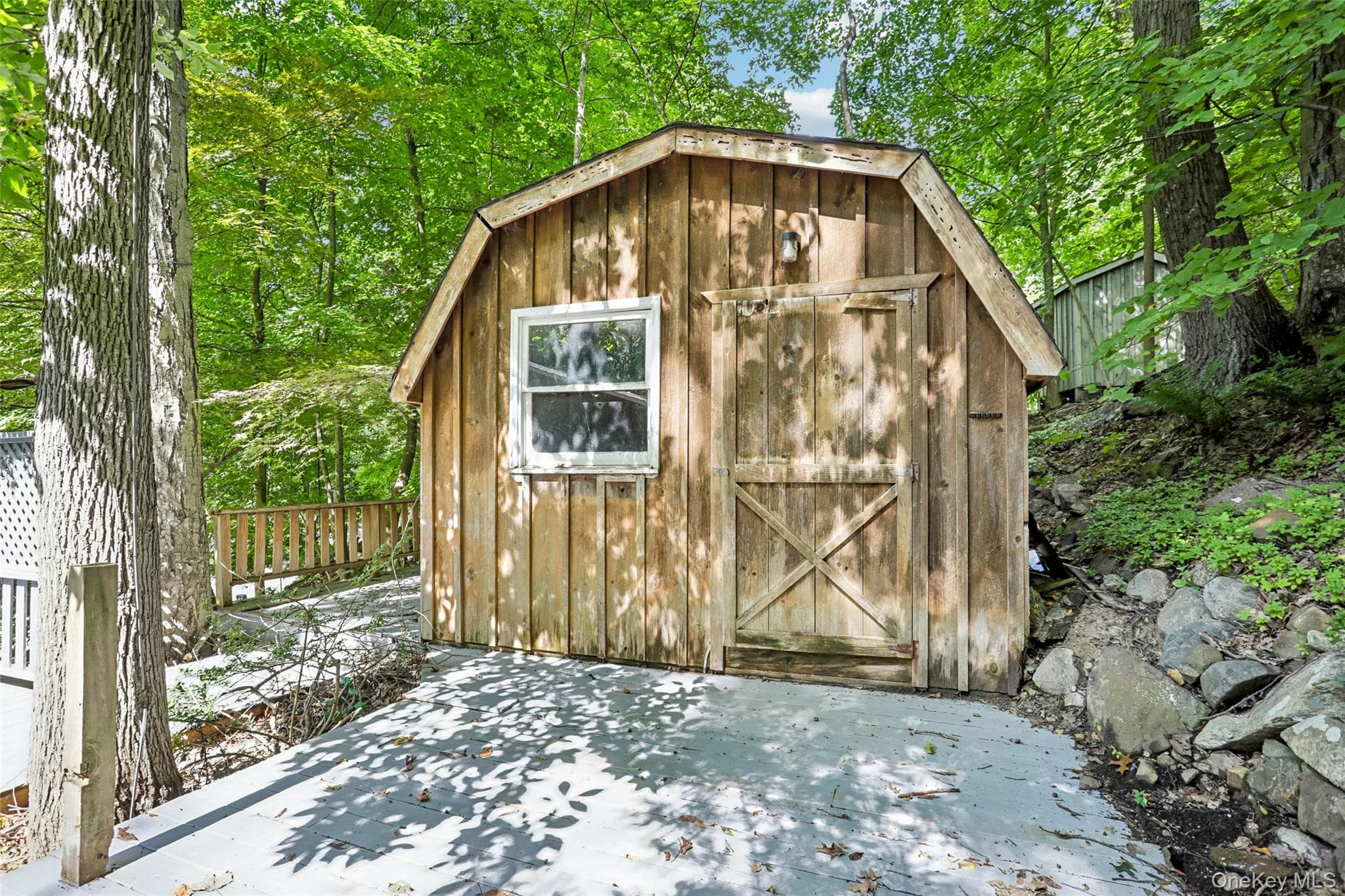 951 Haverstraw Road thumbnail 29