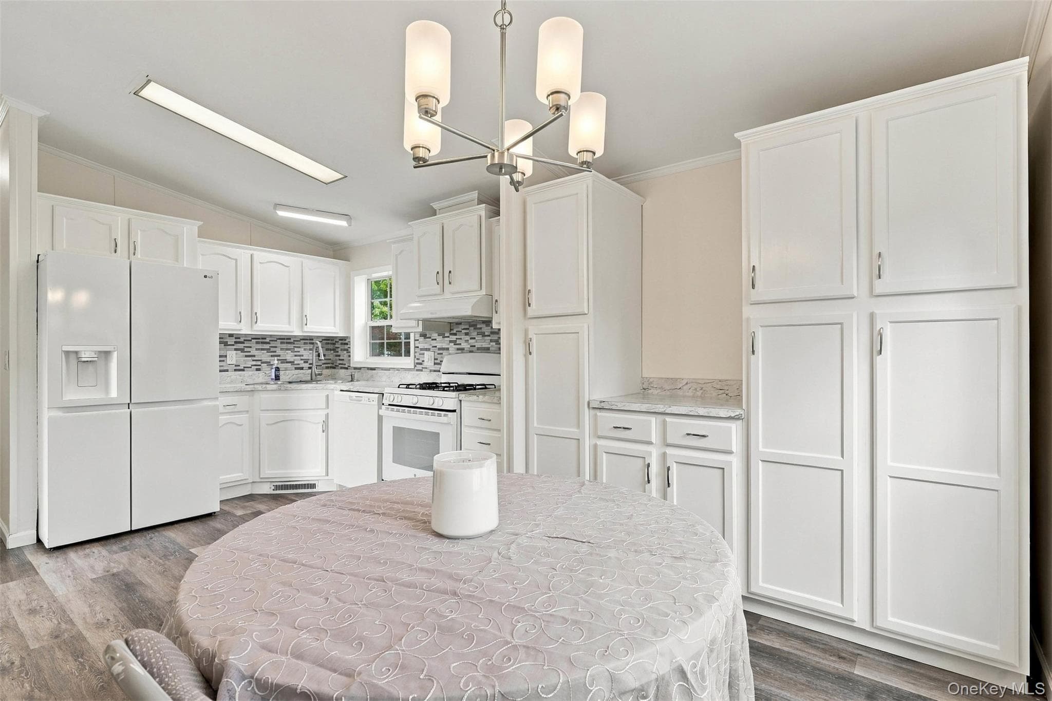 26 Bertha Boulevard Blvd thumbnail 14