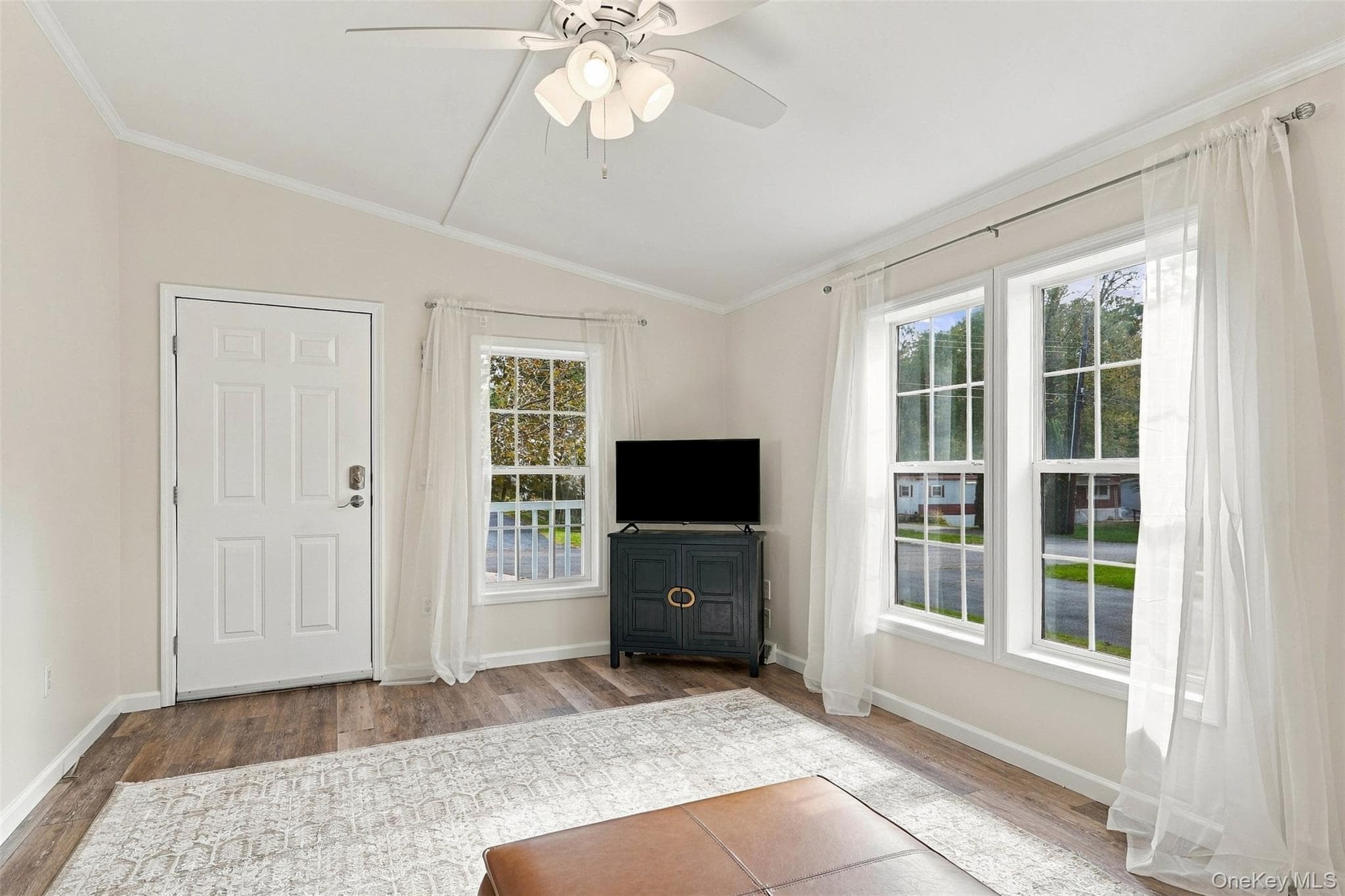26 Bertha Boulevard Blvd thumbnail 5
