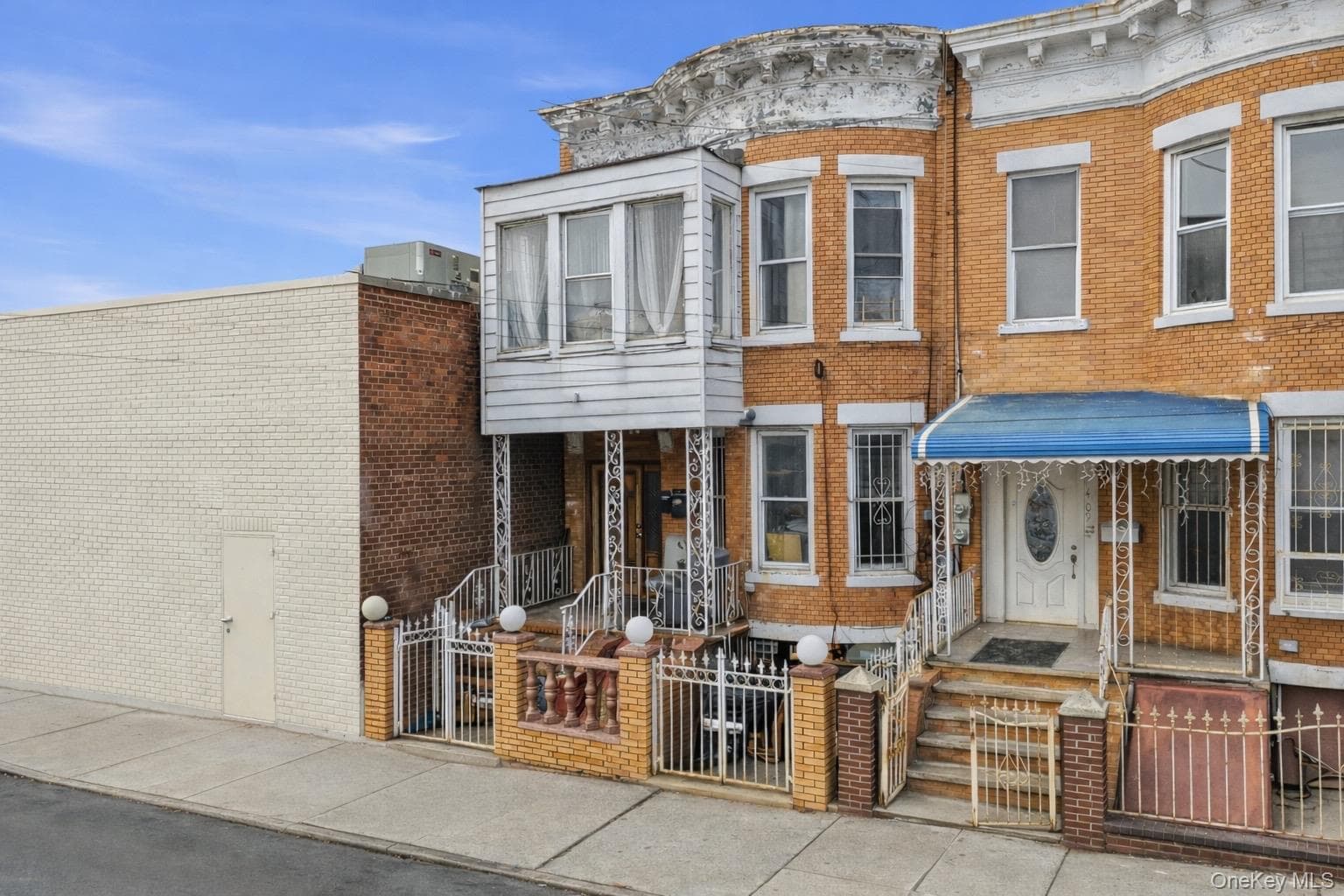 10407 94 Avenue, Ozone Park