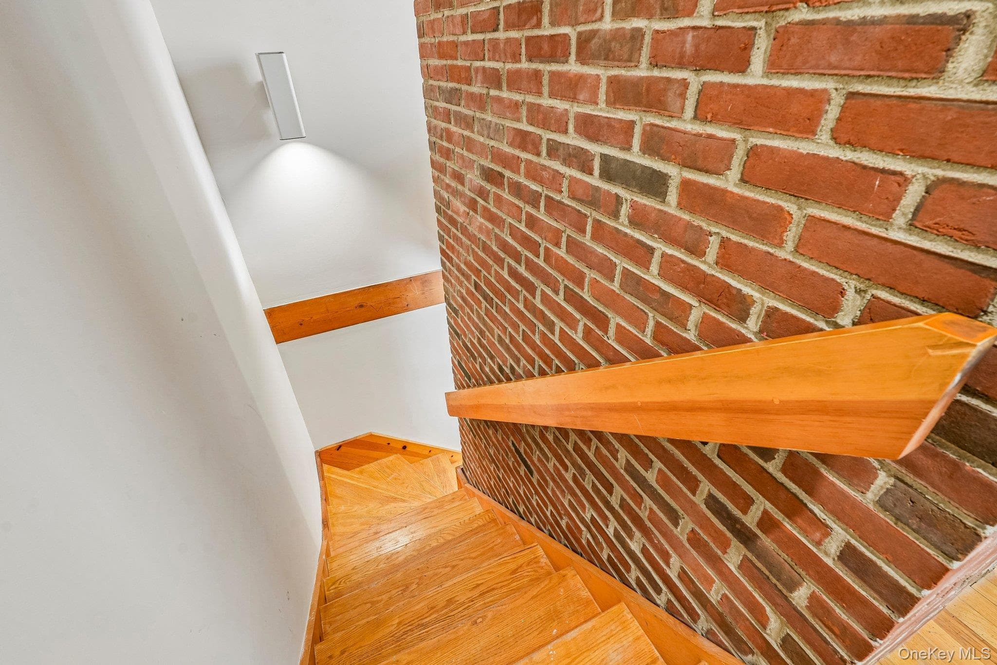 65 Colonial Avenue thumbnail 16