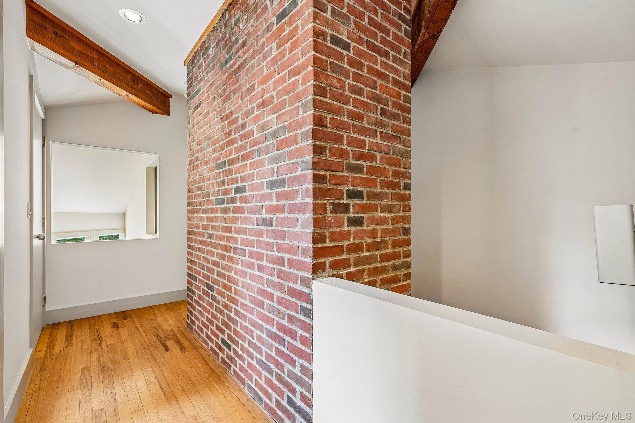 65 Colonial Avenue thumbnail 17