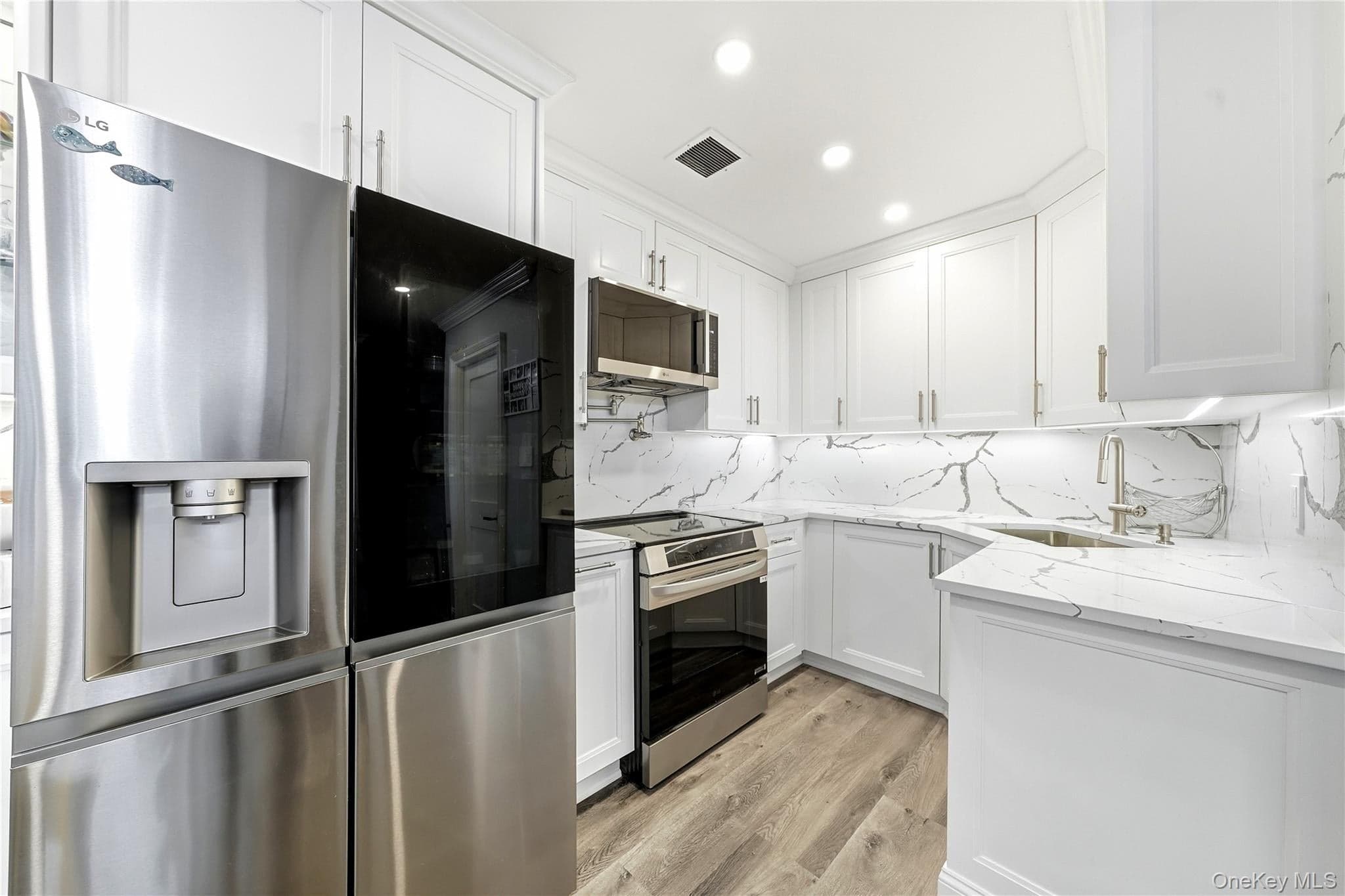100 W Broadway Unit: #6Q thumbnail 34