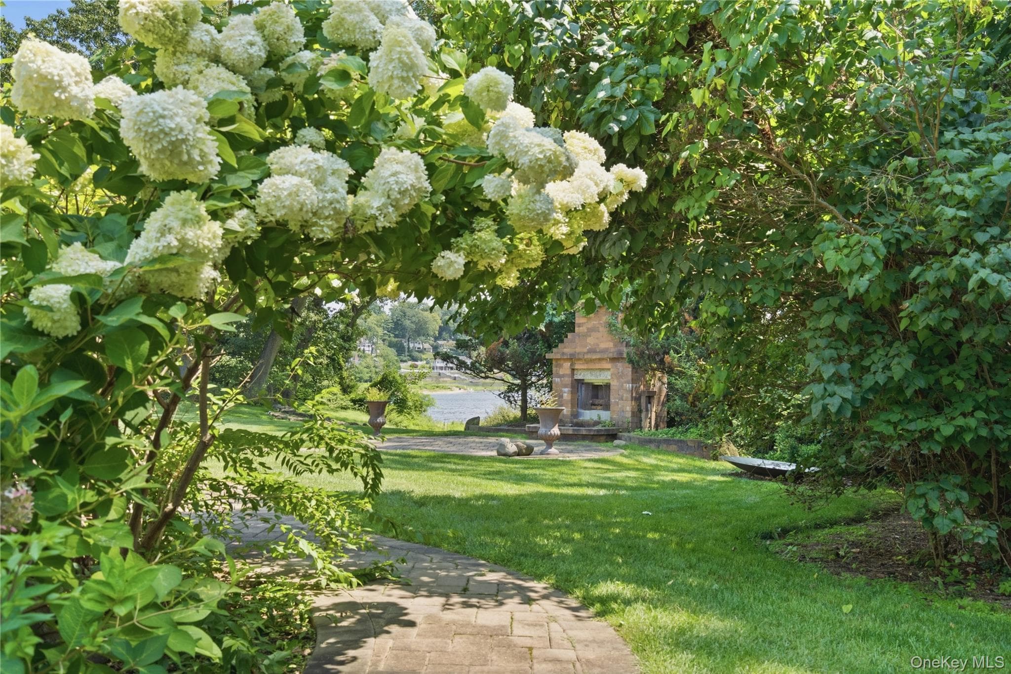 6 Lighthouse Point thumbnail 34
