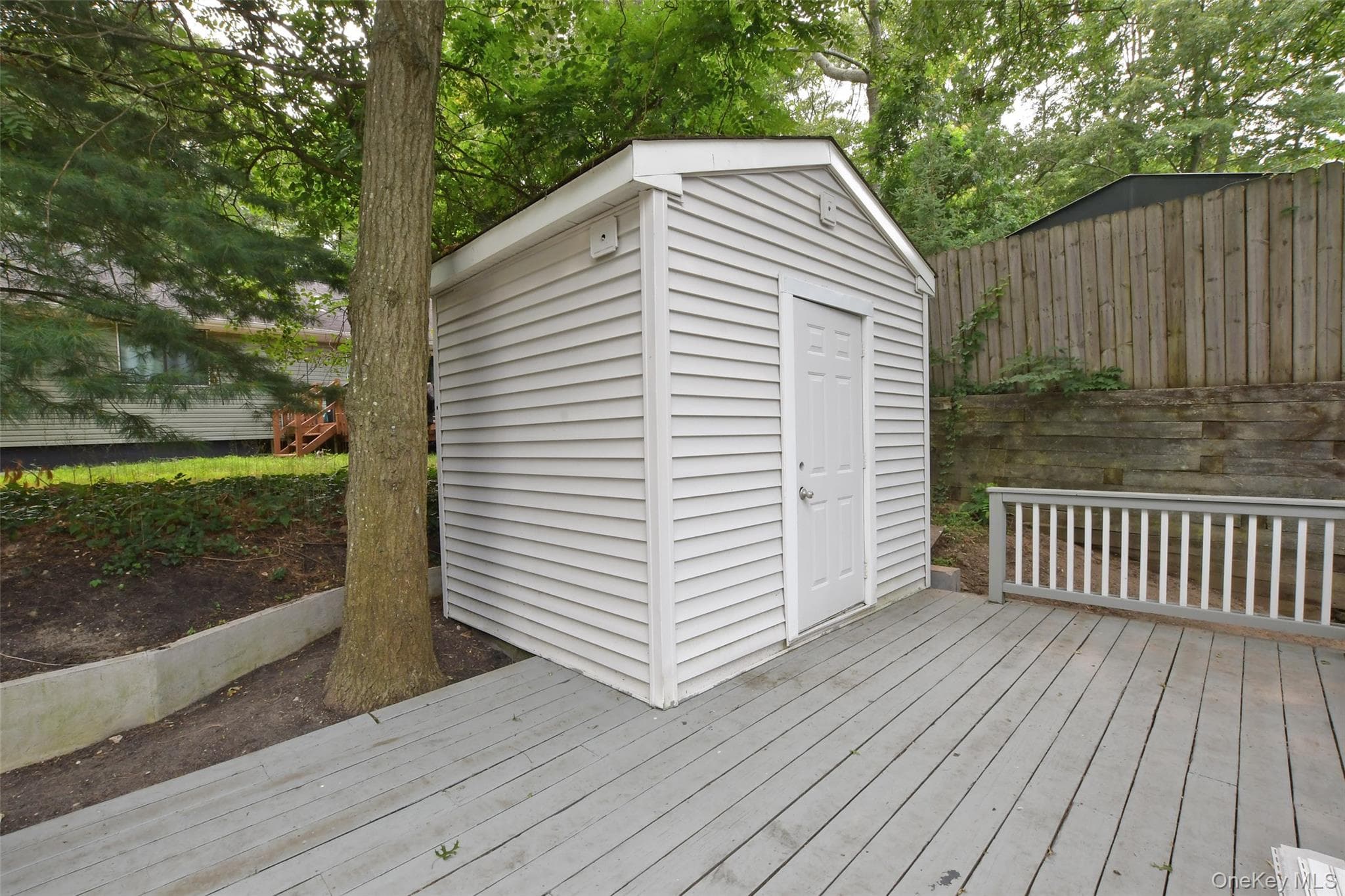 6 Southold Road thumbnail 33