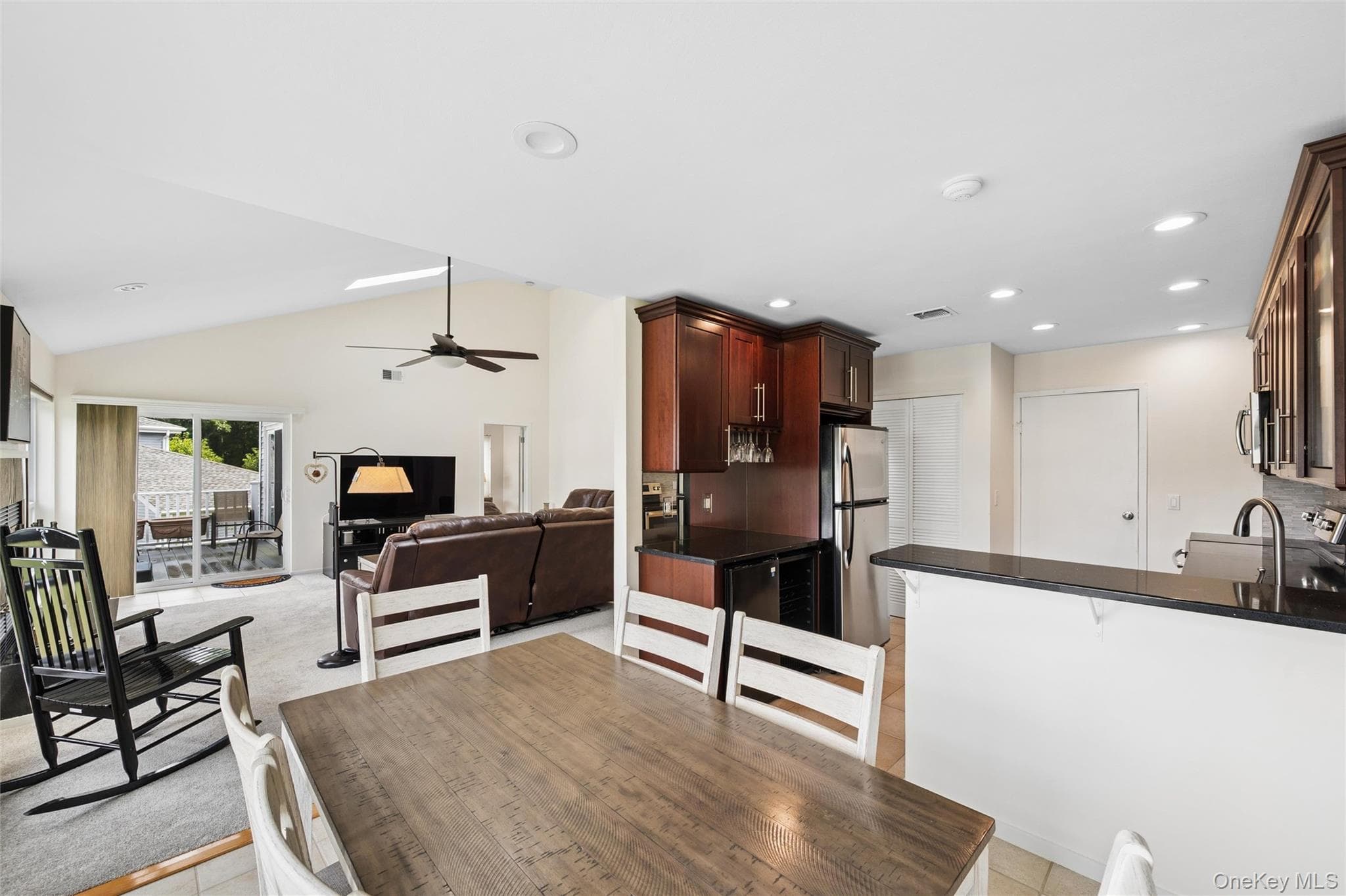 90 Hampton Vista Drive thumbnail 11