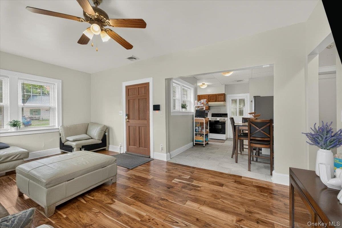510 Secatogue Avenue thumbnail 10