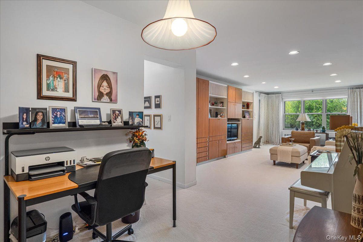 23-45 Bell Boulevard Unit: 1H thumbnail 5