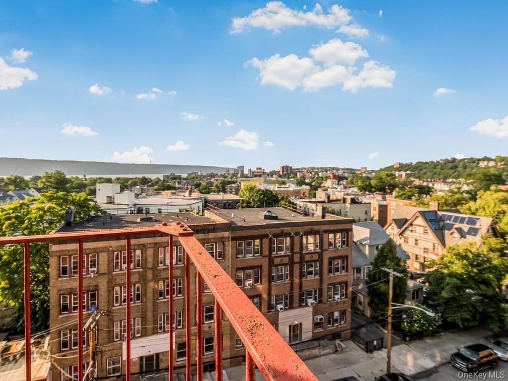 480 Riverdale Avenue Unit: 6H thumbnail 11