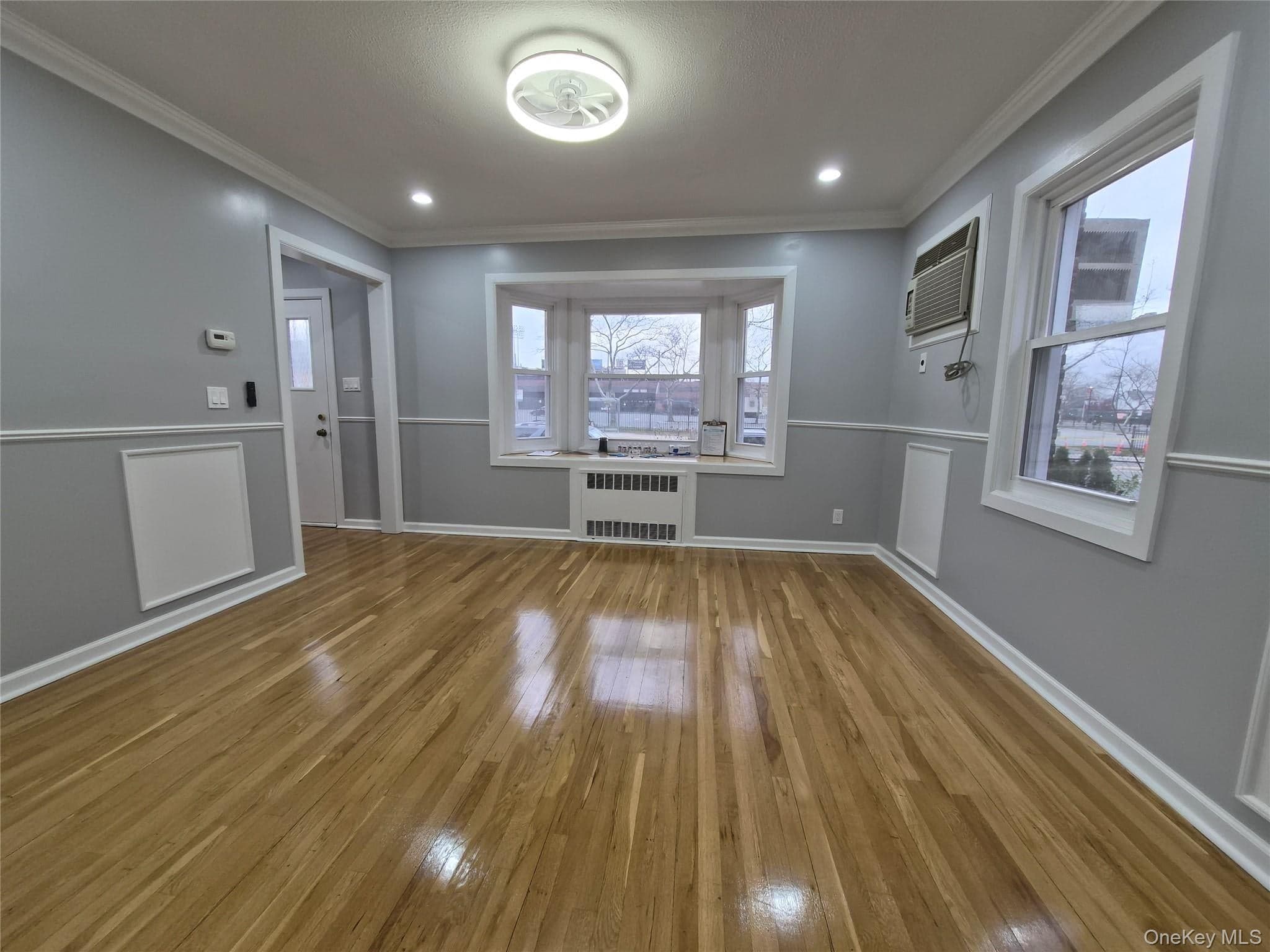 8019 Utopia Parkway thumbnail 13