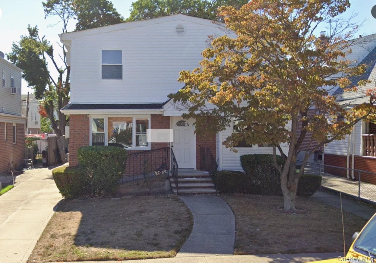 7752 252nd Street, Bellerose