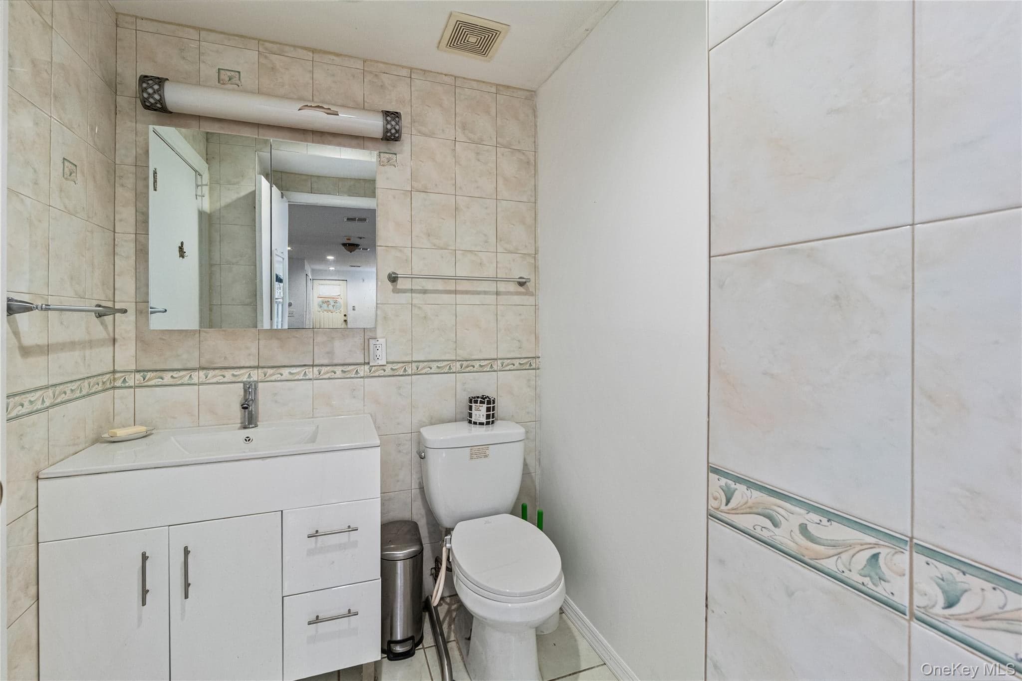 2049 E 71st Street thumbnail 15