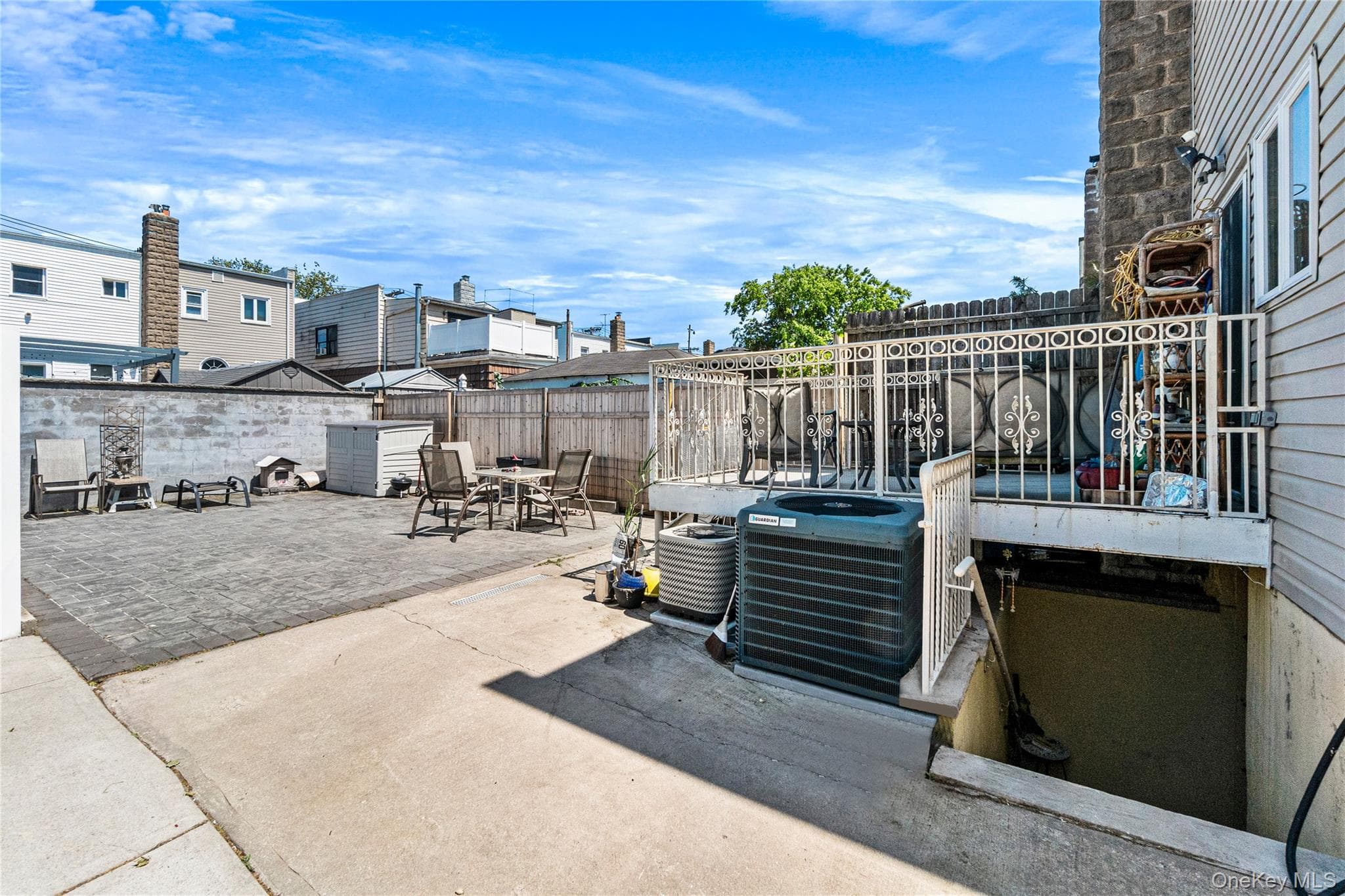 2049 E 71st Street thumbnail 17