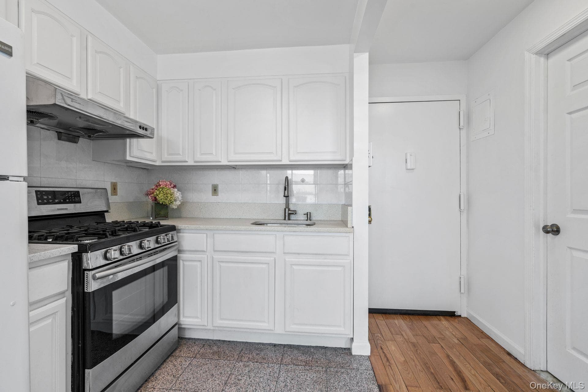 13616 31st Road Unit: 8B thumbnail 4
