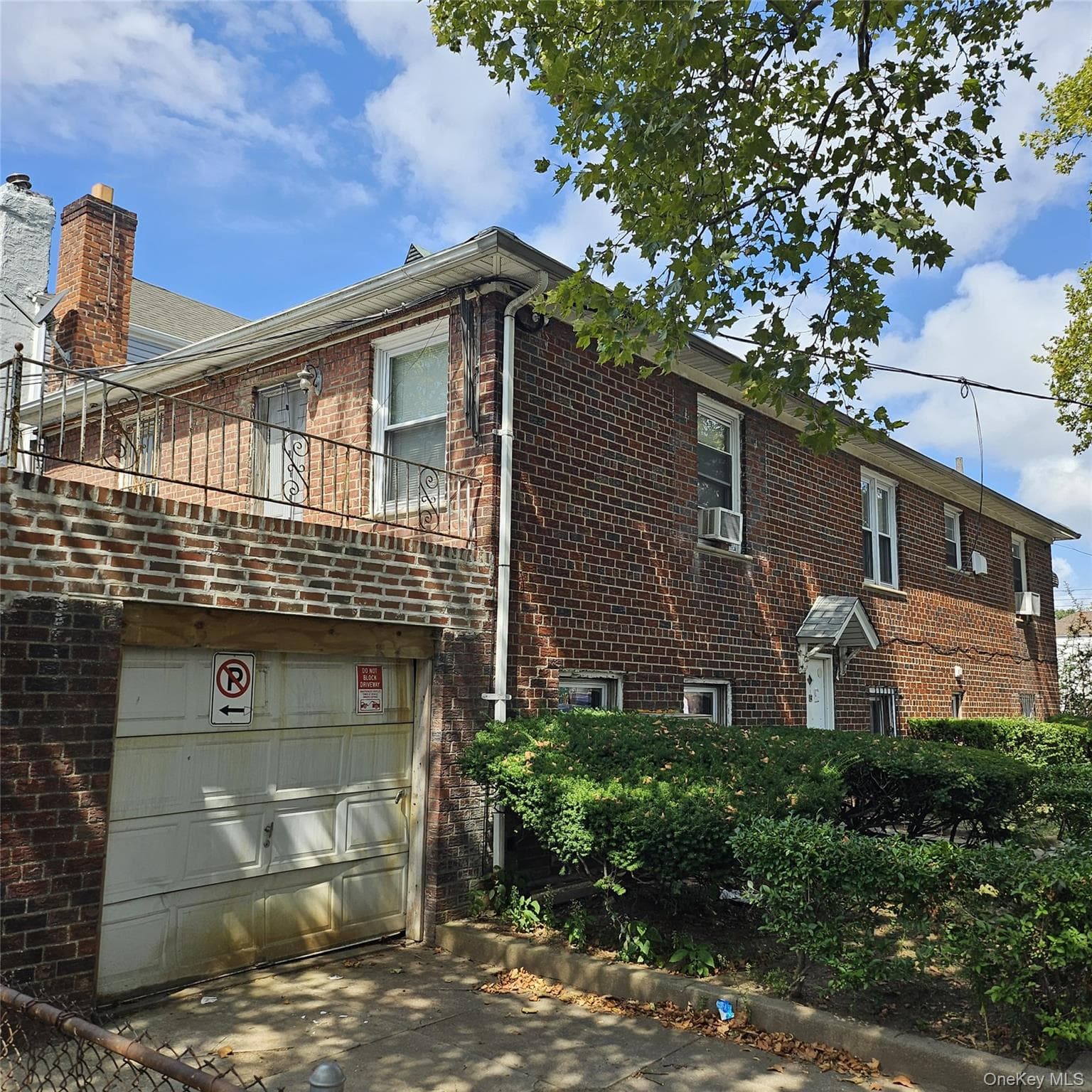576 Linden Boulevard thumbnail 3