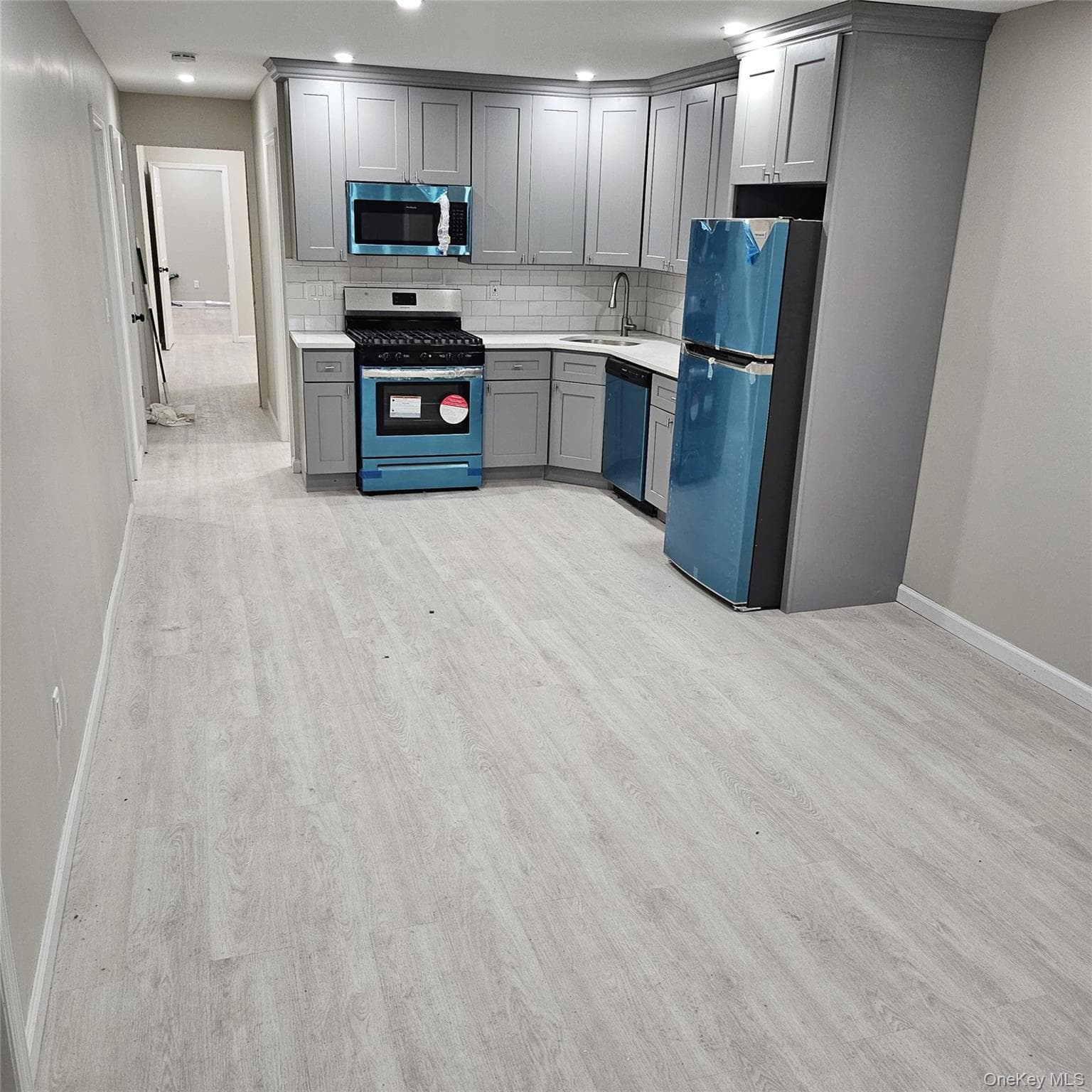 576 Linden Boulevard thumbnail 12