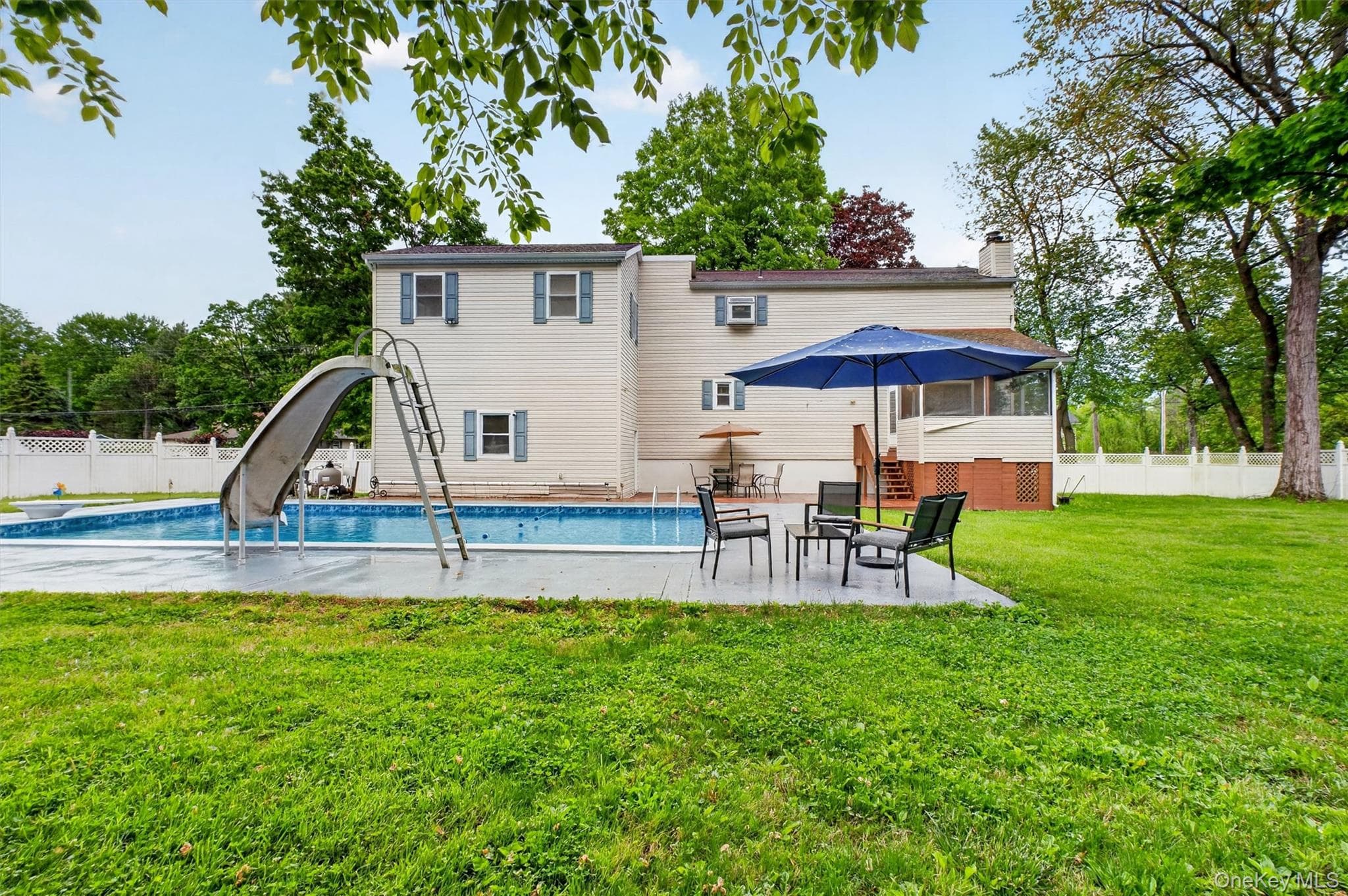 1 Merrywood Road, Wappingers Falls