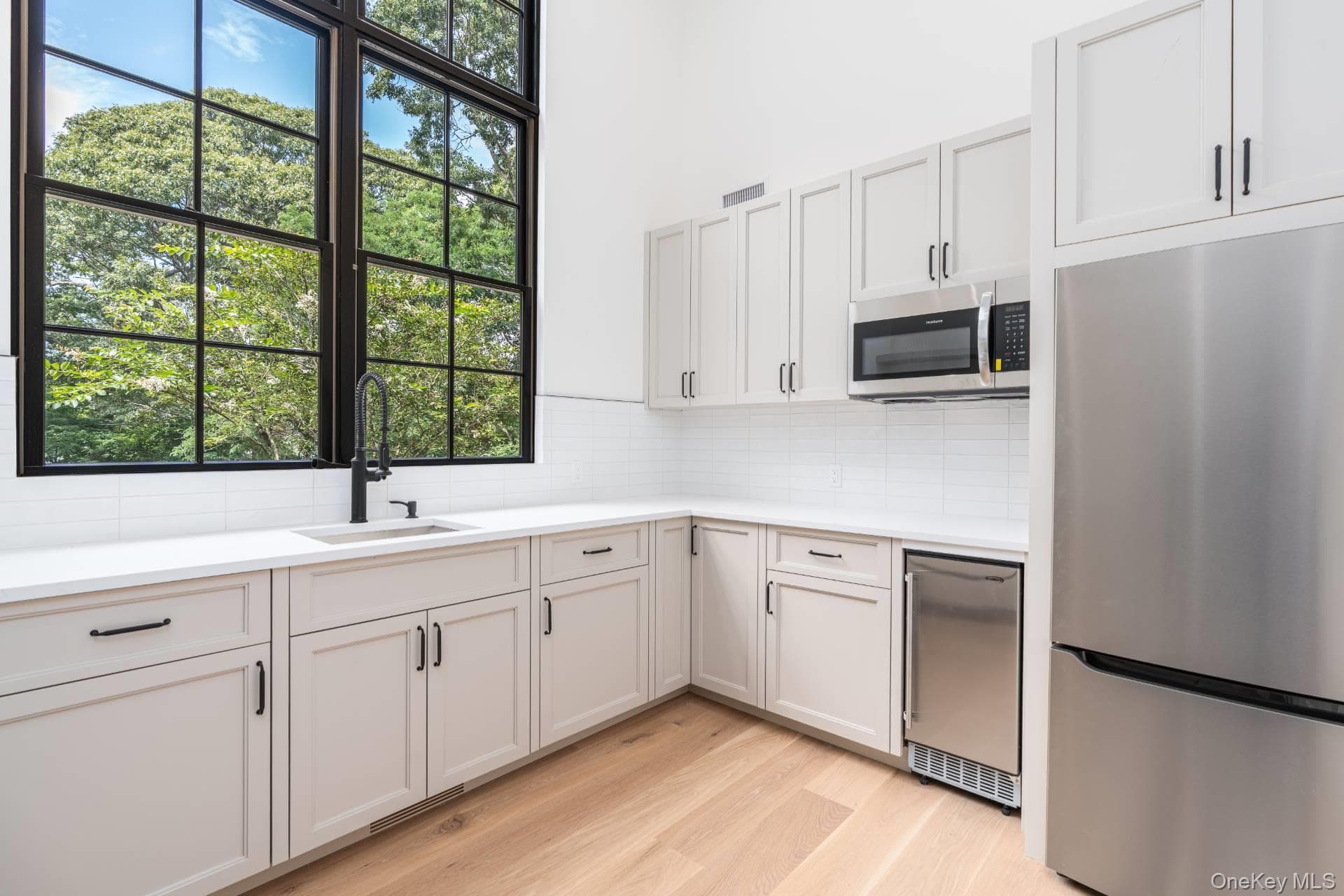 169 N Ferry Road thumbnail 18