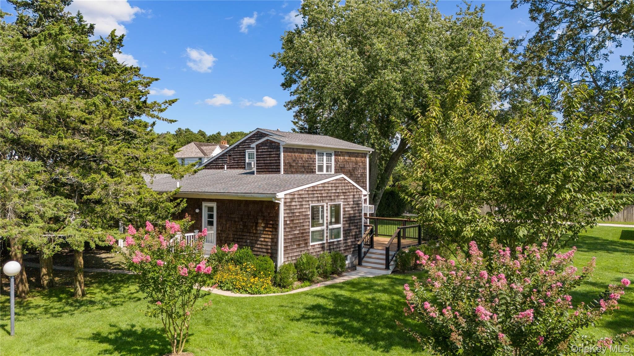 70 Middle Pond Road Unit: 22 thumbnail 2