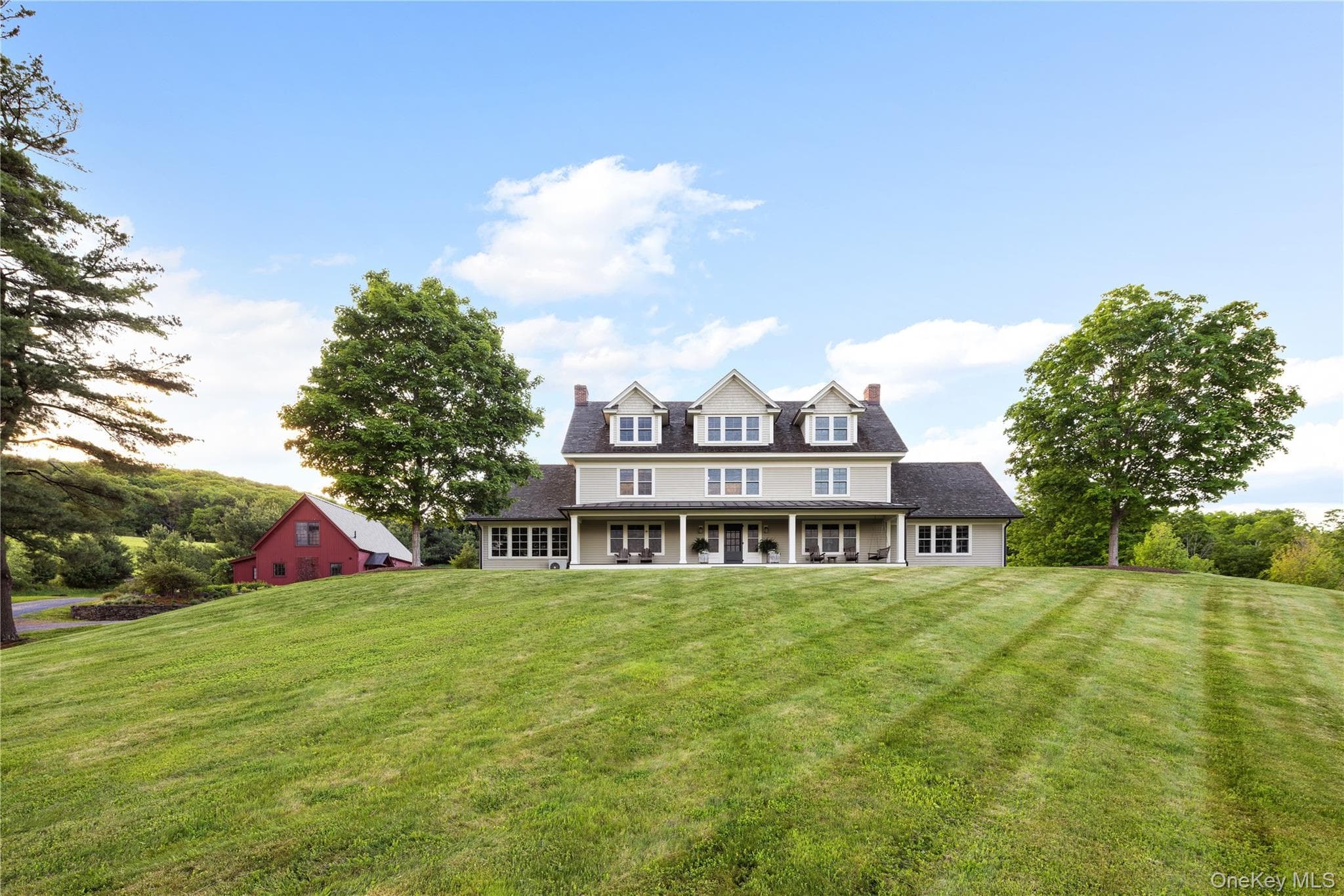 335 Dawson Road photo 1