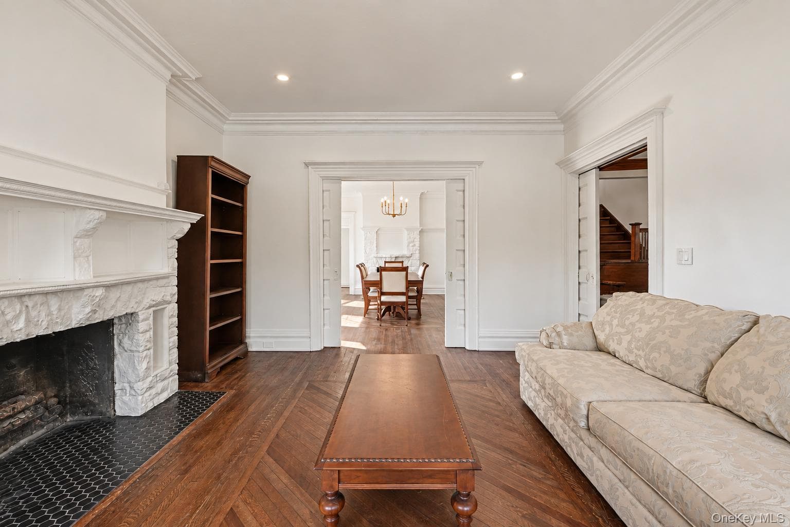 10 Delavan Terrace thumbnail 10