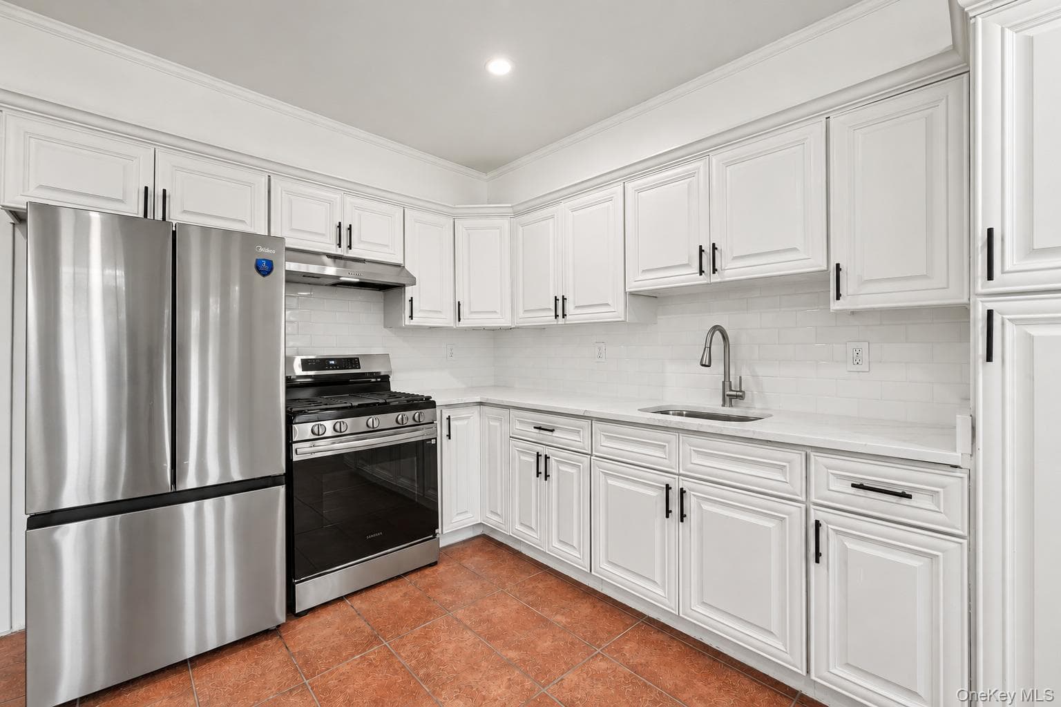 10 Delavan Terrace thumbnail 15