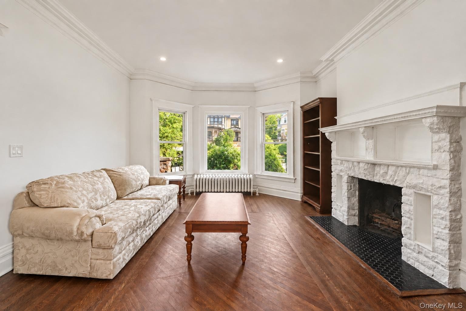 10 Delavan Terrace thumbnail 9