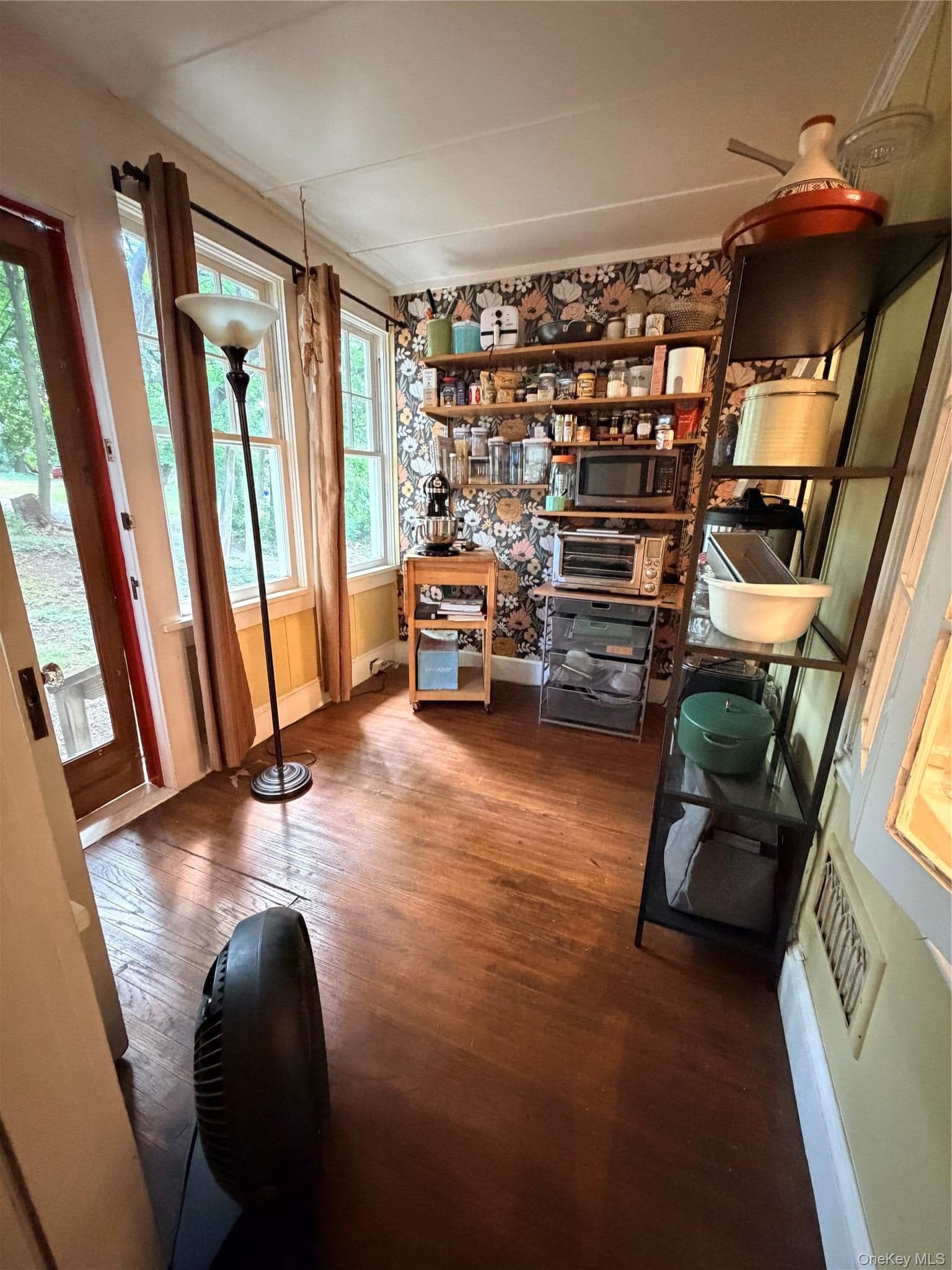 20 Bush Avenue thumbnail 24