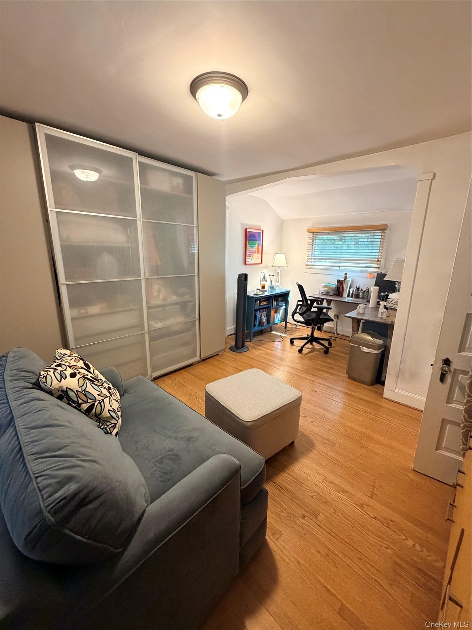 20 Bush Avenue thumbnail 18