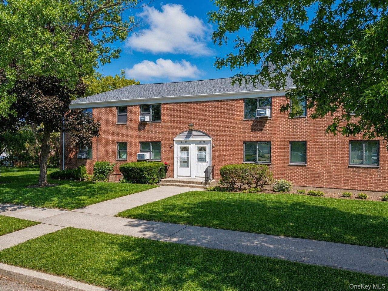 68-01 Bell Boulevard Unit: Upper photo 1