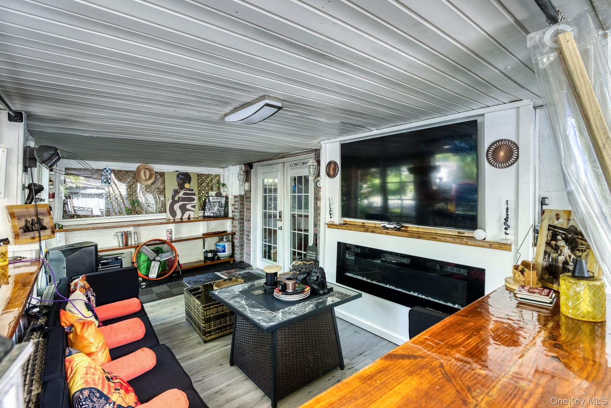 64 Crestwood Boulevard thumbnail 25